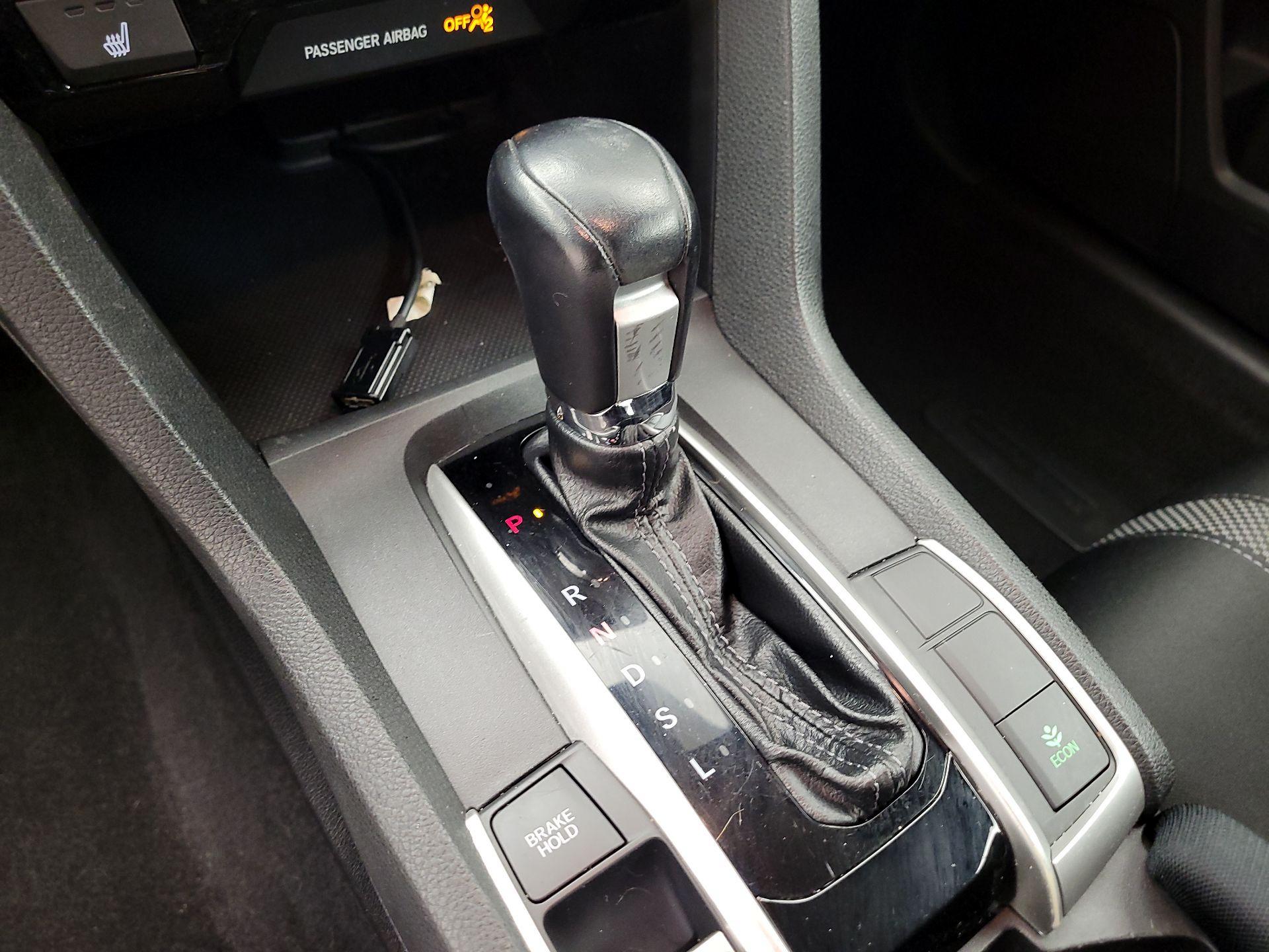 Thumbnail: 2019 Honda Civic - 17