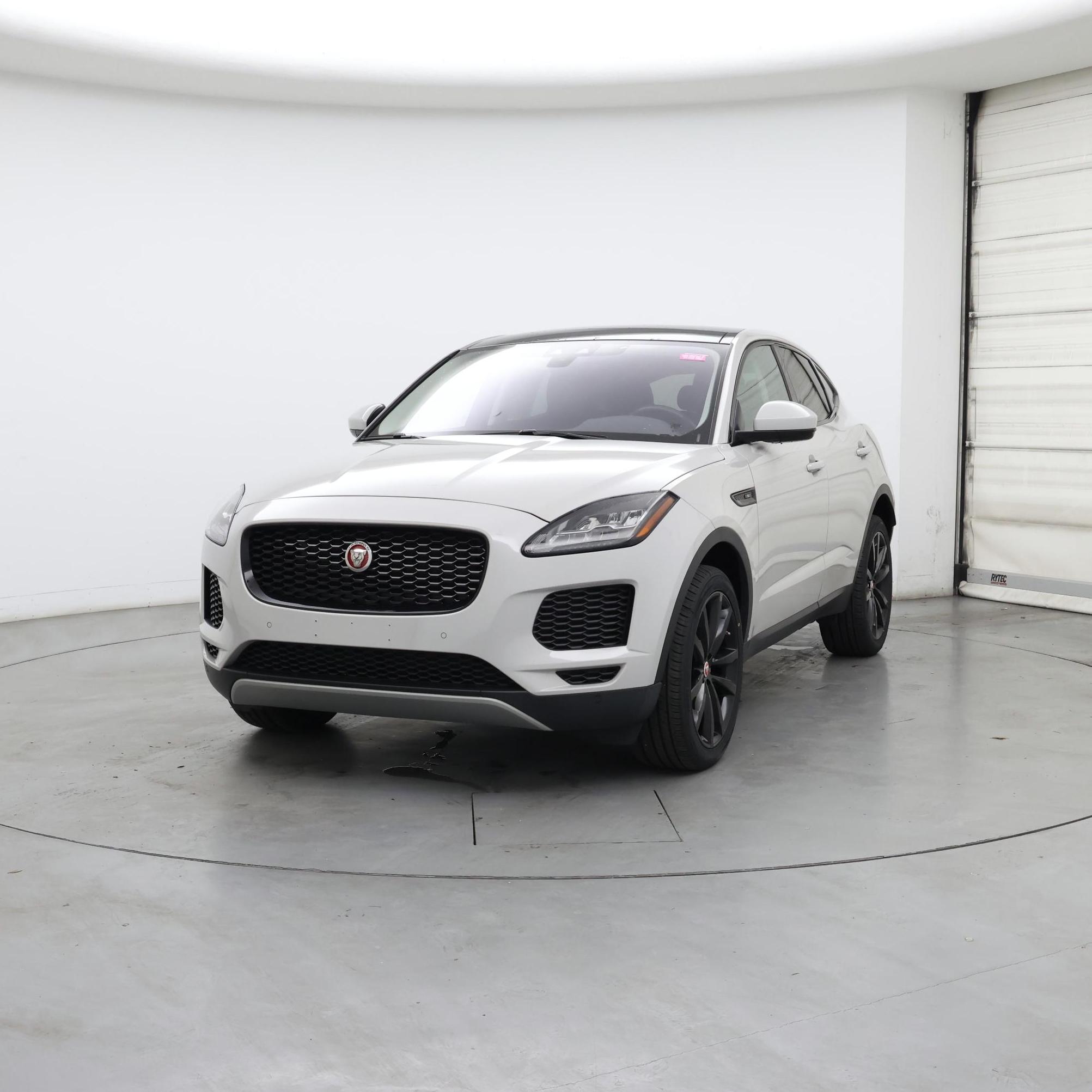Thumbnail: 2019 Jaguar E-Pace - 4