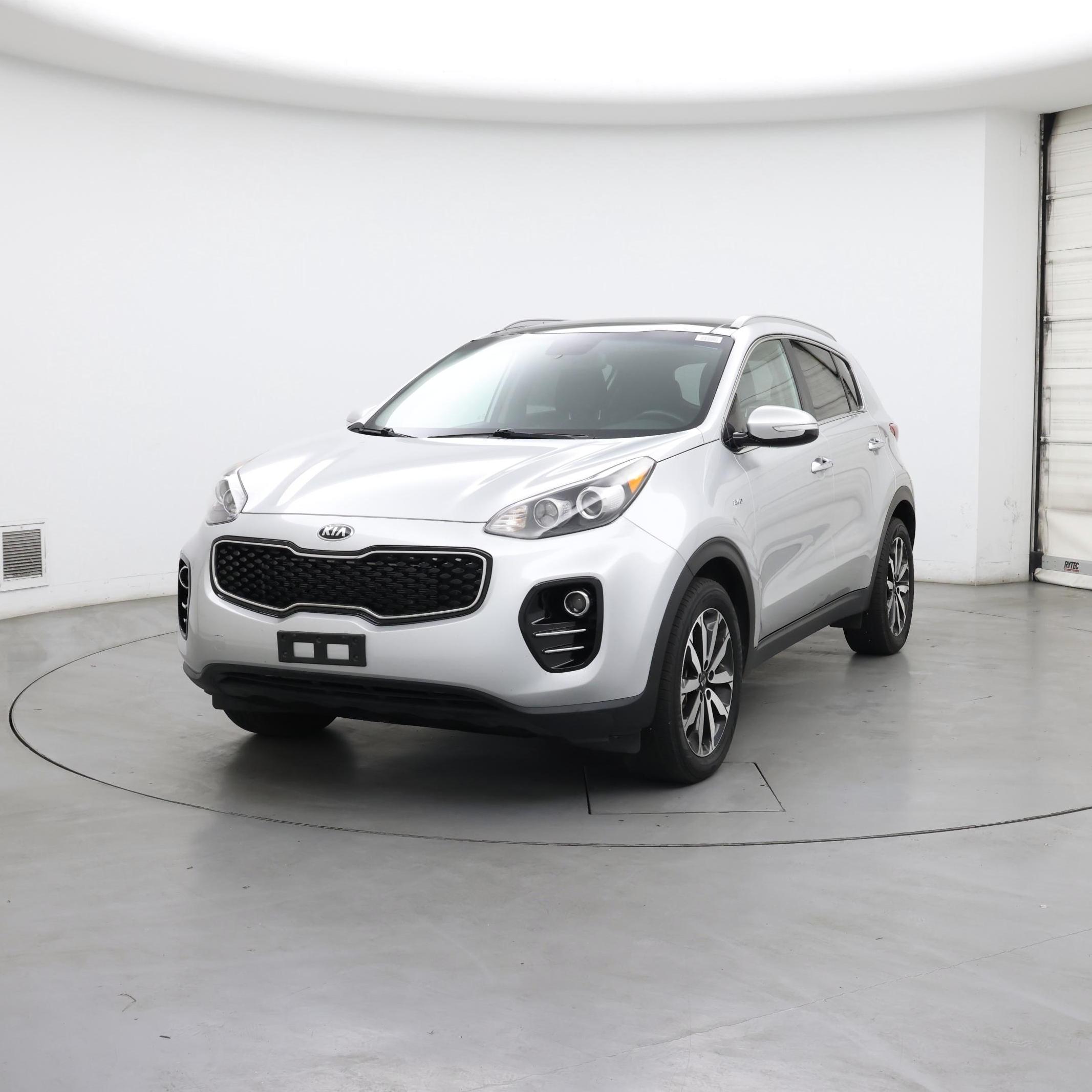 Thumbnail: 2017 Kia Sportage - 4