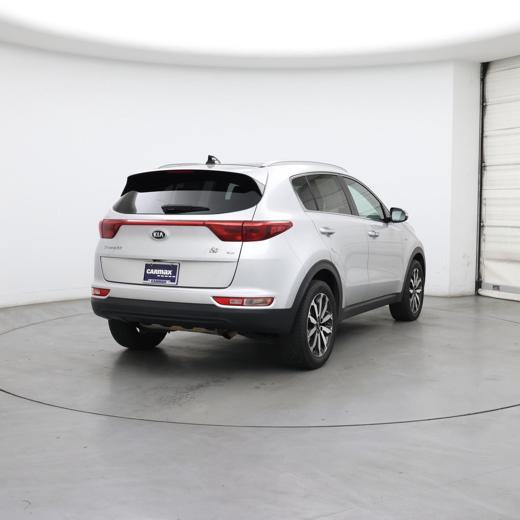 Thumbnail: 2017 Kia Sportage - 8