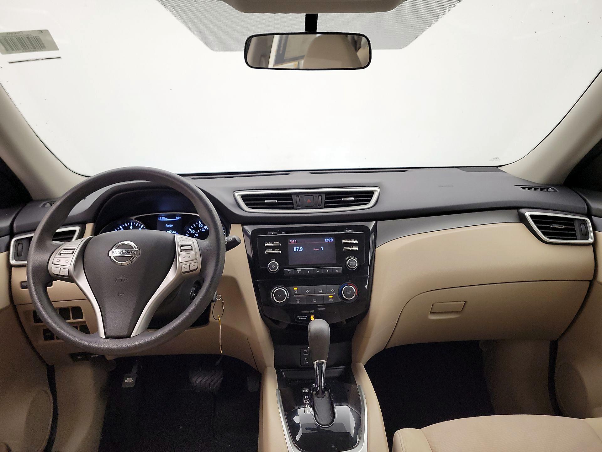 Thumbnail: 2016 Nissan Rogue - 9