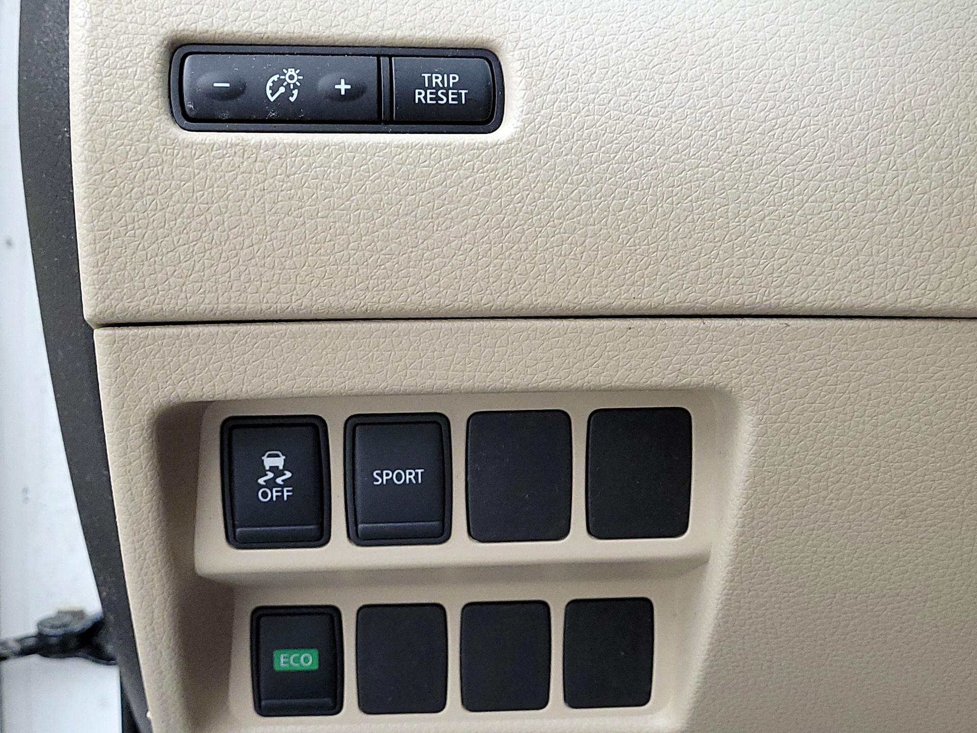 Thumbnail: 2016 Nissan Rogue - 13