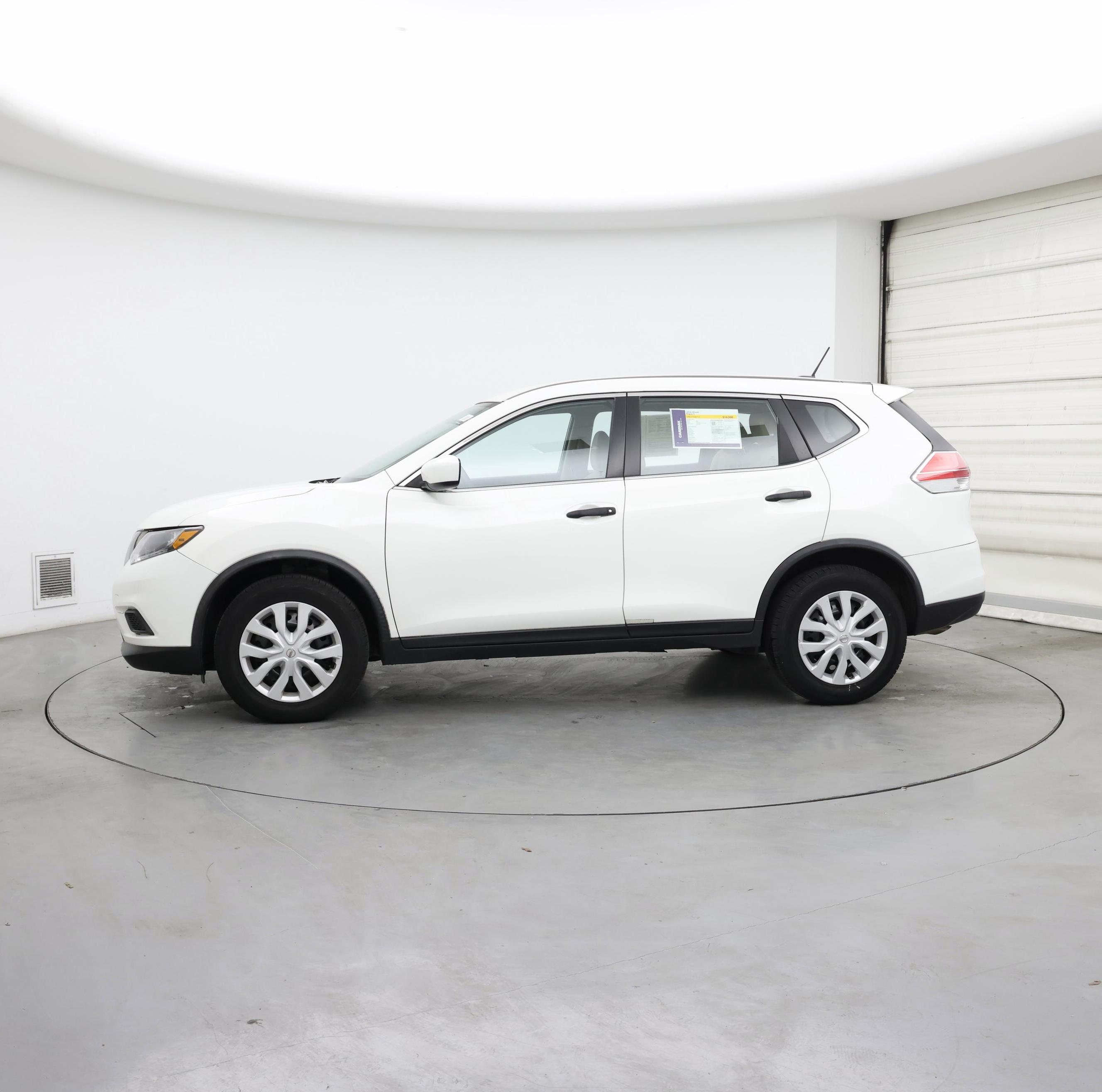 Thumbnail: 2016 Nissan Rogue - 3