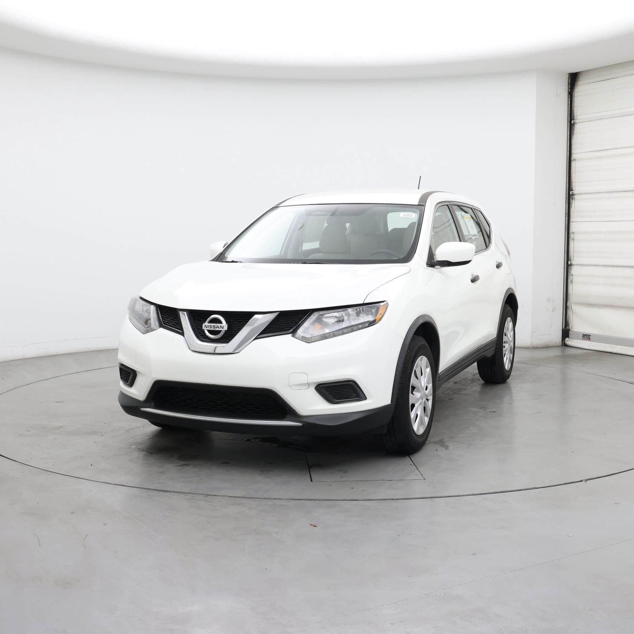 Thumbnail: 2016 Nissan Rogue - 4