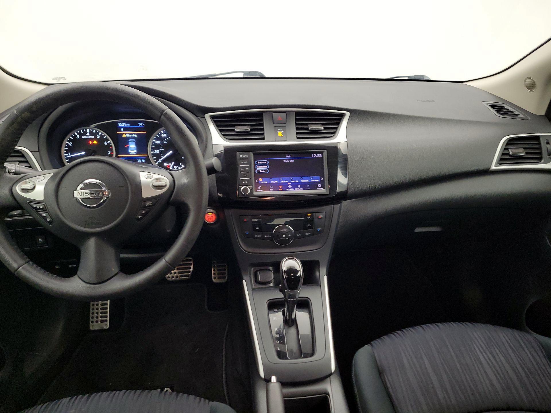 Thumbnail: 2019 Nissan Sentra - 9