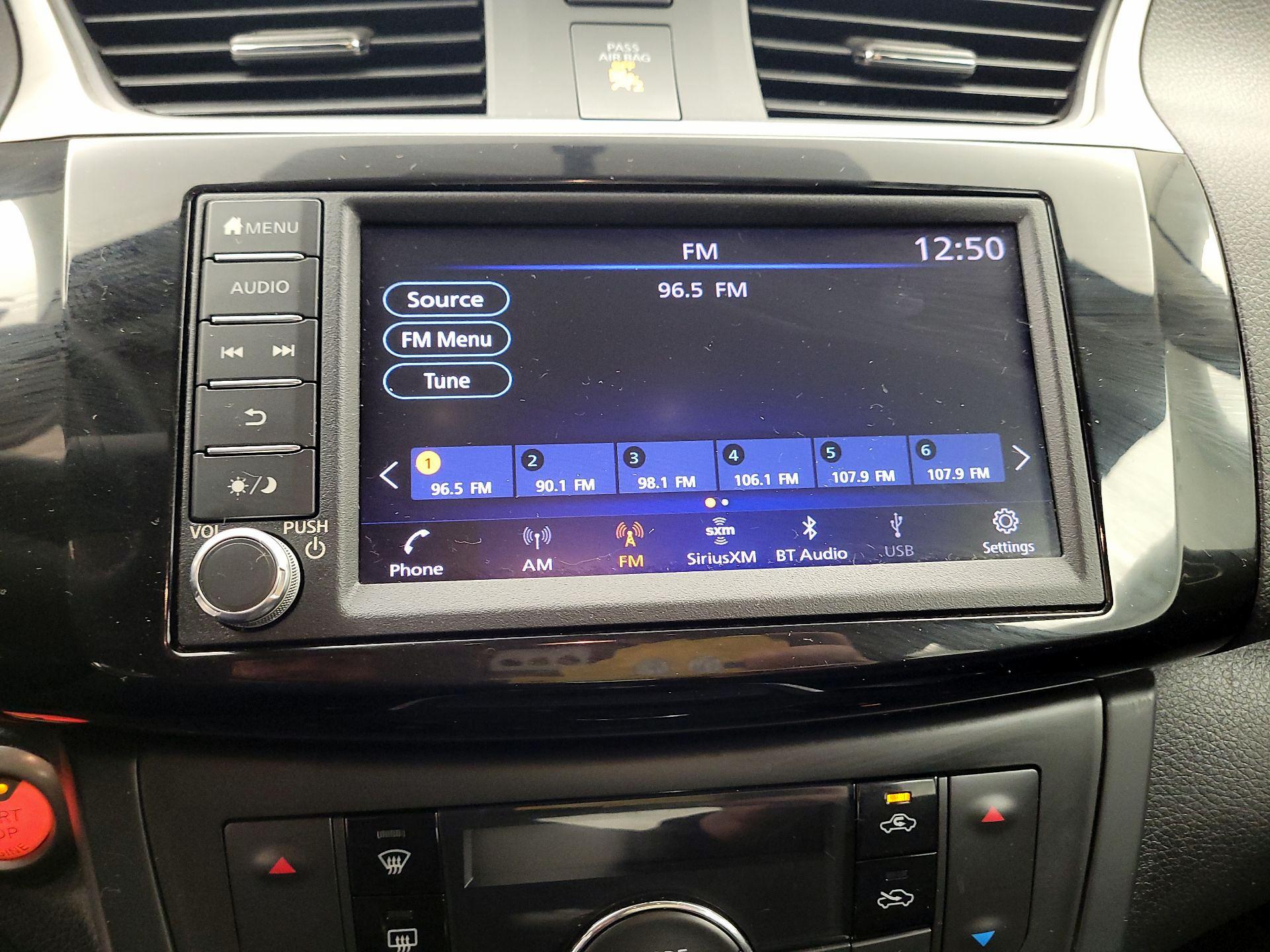 Thumbnail: 2019 Nissan Sentra - 15