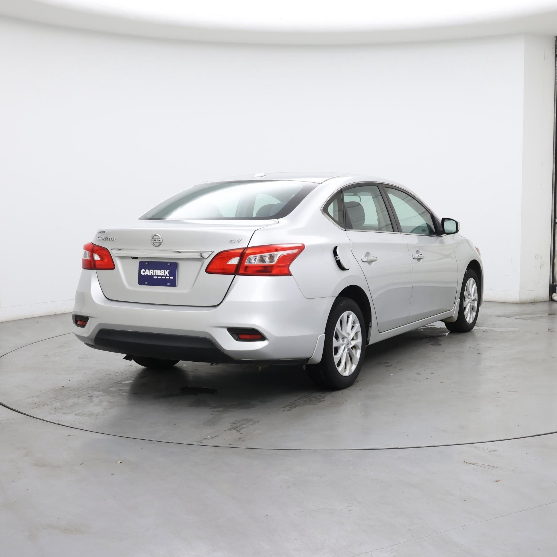 Thumbnail: 2019 Nissan Sentra - 8