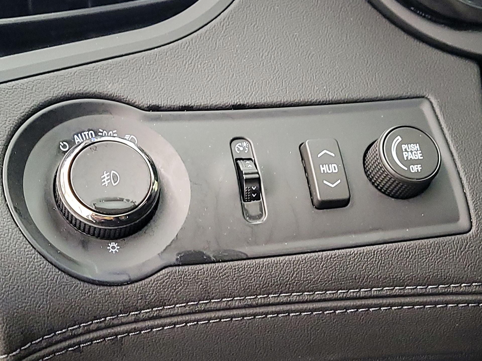 Thumbnail: 2016 Buick LaCrosse - 13