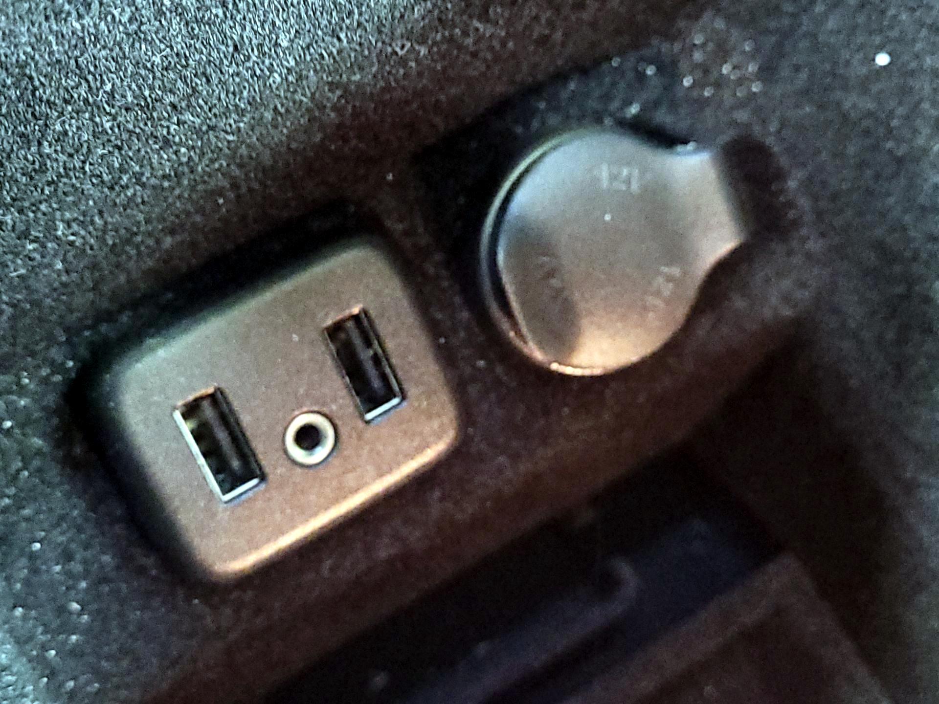 Thumbnail: 2016 Buick LaCrosse - 18