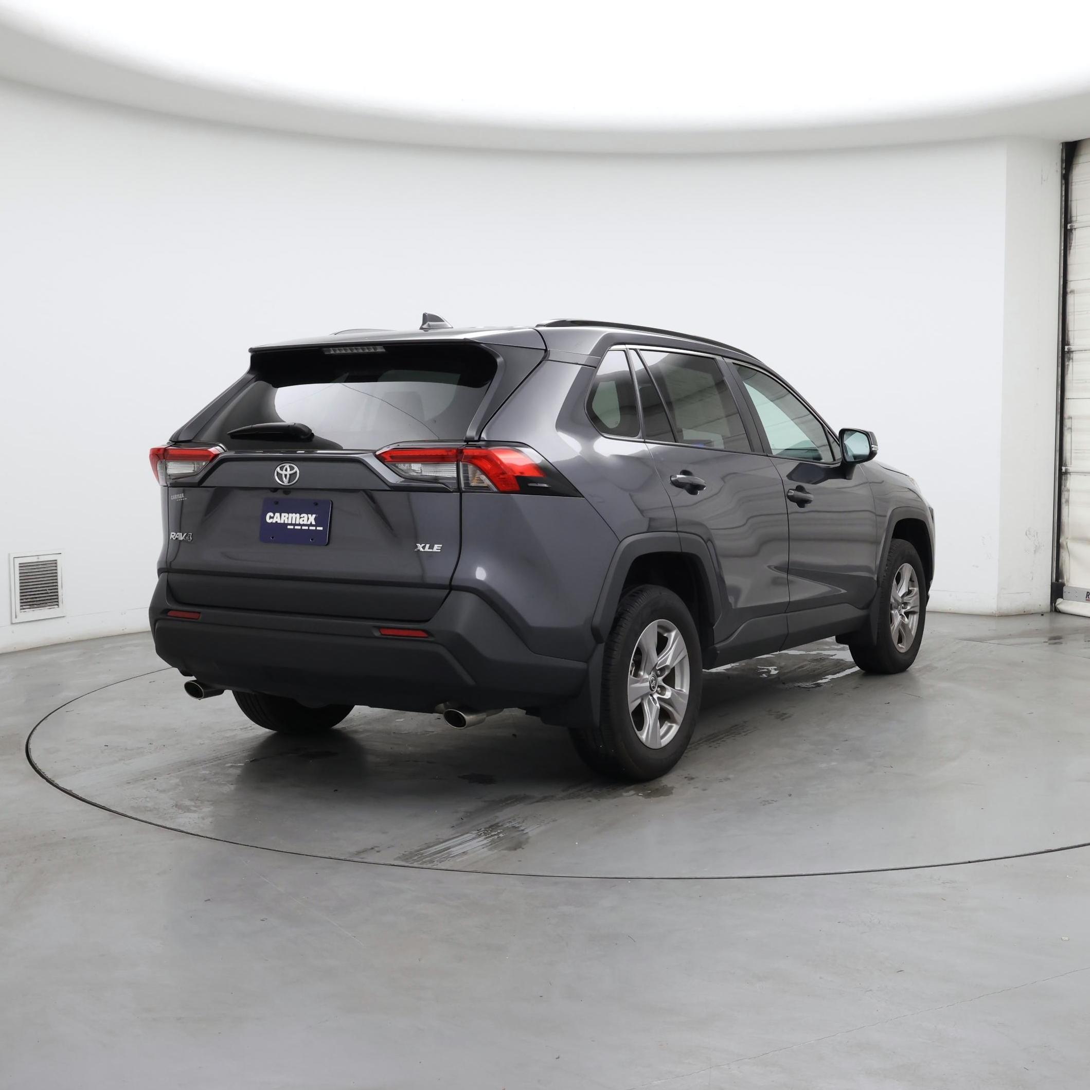 Thumbnail: 2025 Toyota RAV4 - 8