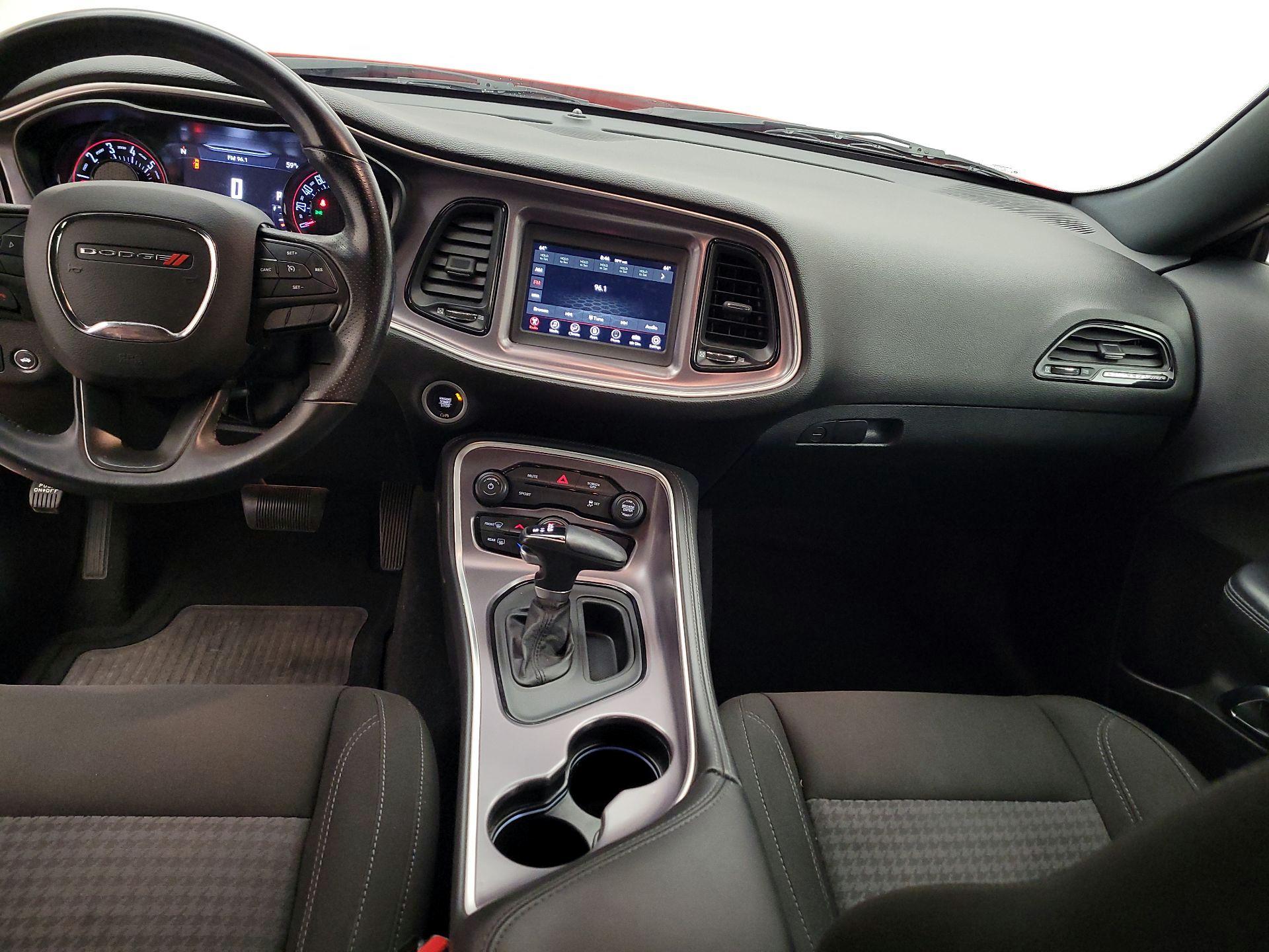 Thumbnail: 2019 Dodge Challenger - 9