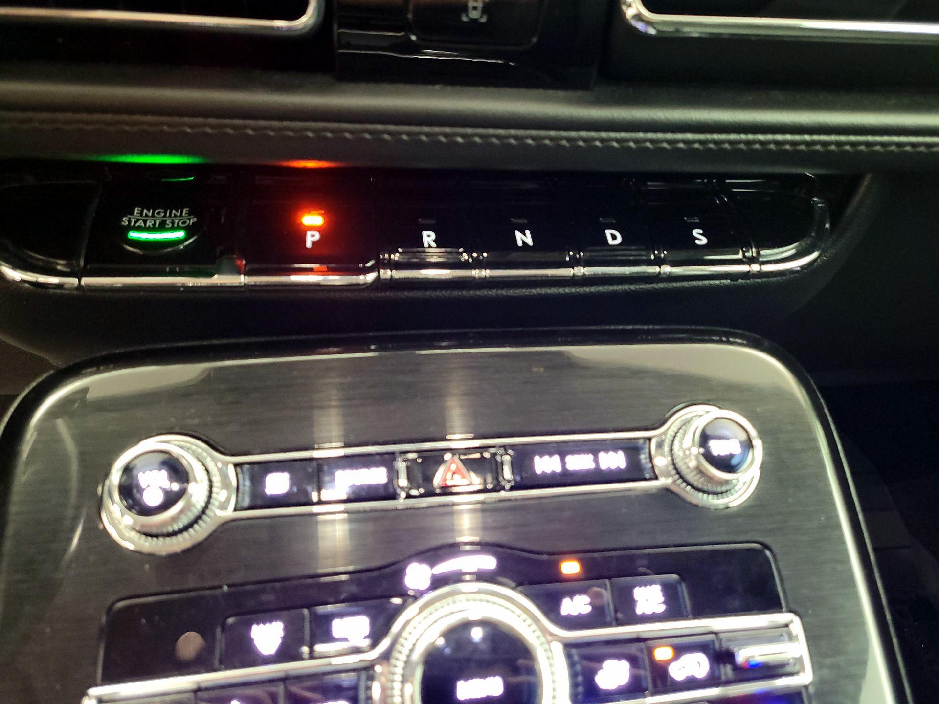 Thumbnail: 2023 Lincoln Nautilus - 15