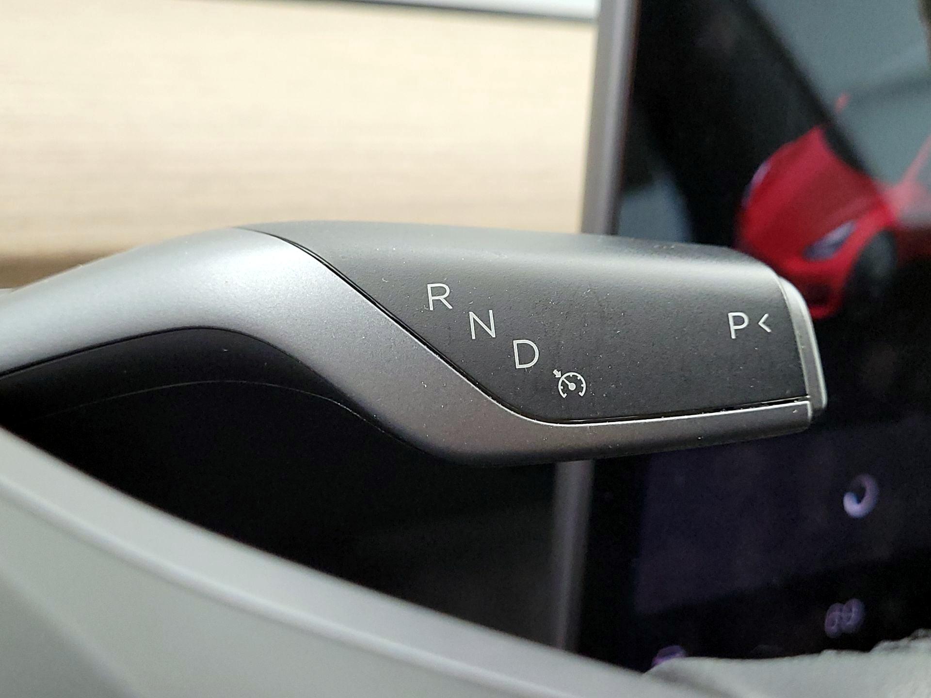 Thumbnail: 2022 Tesla Model 3 - 16