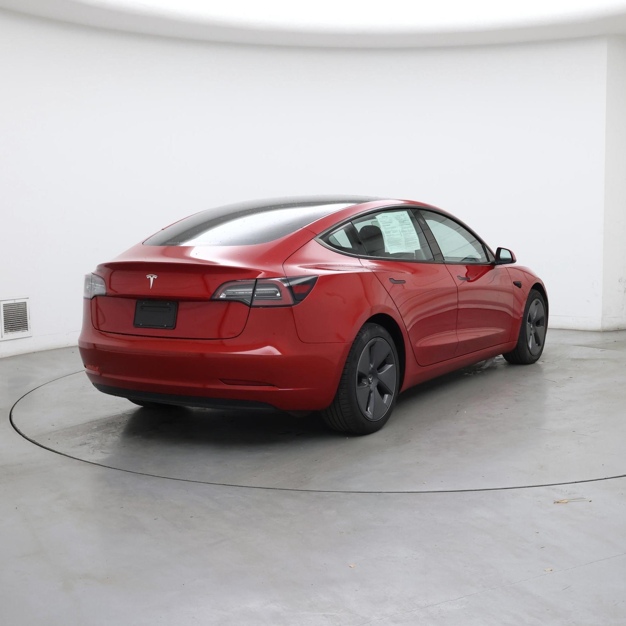 Thumbnail: 2022 Tesla Model 3 - 8