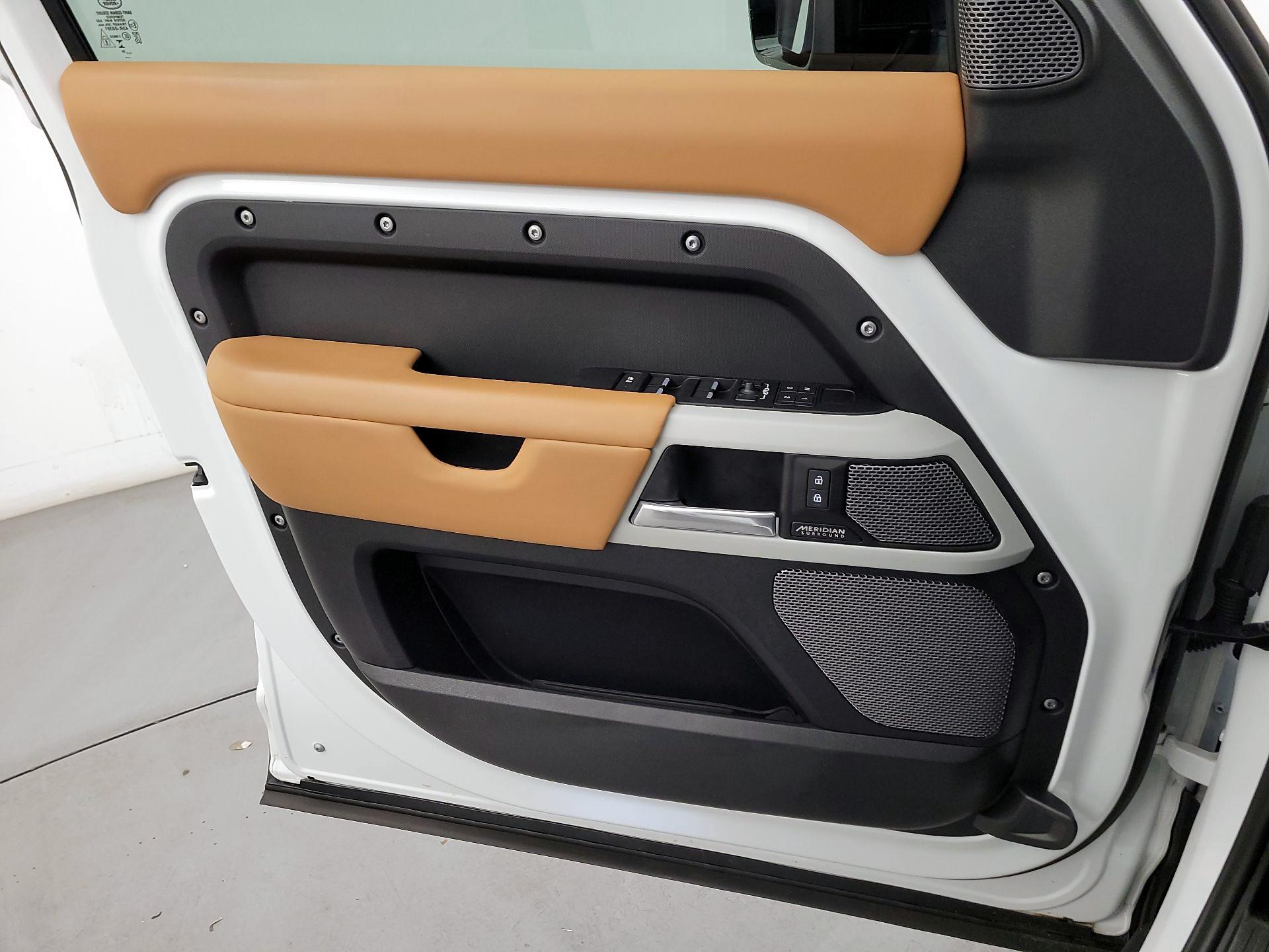 Thumbnail: 2024 Land Rover Defender - 12