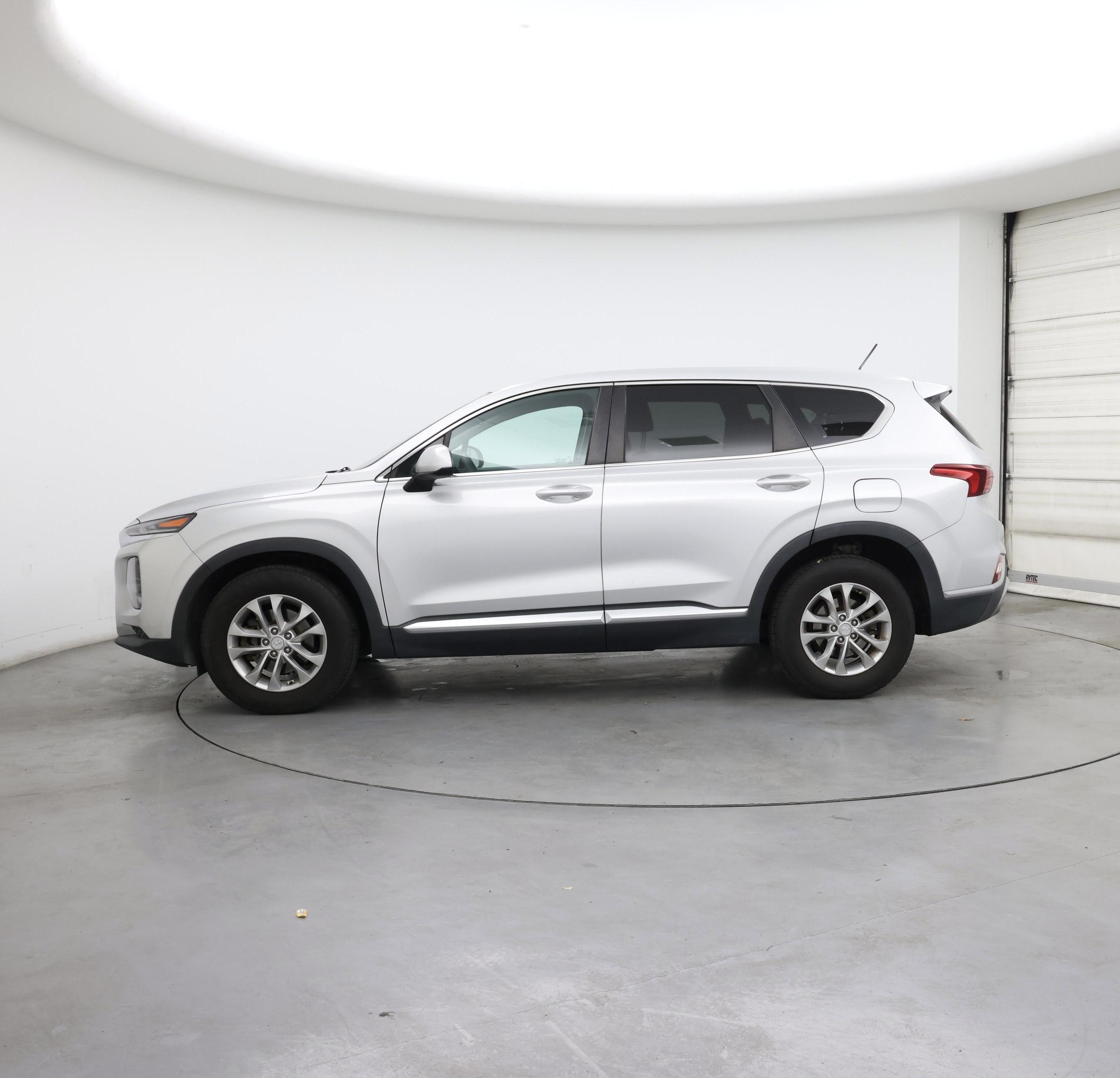 Thumbnail: 2019 Hyundai Santa Fe - 3