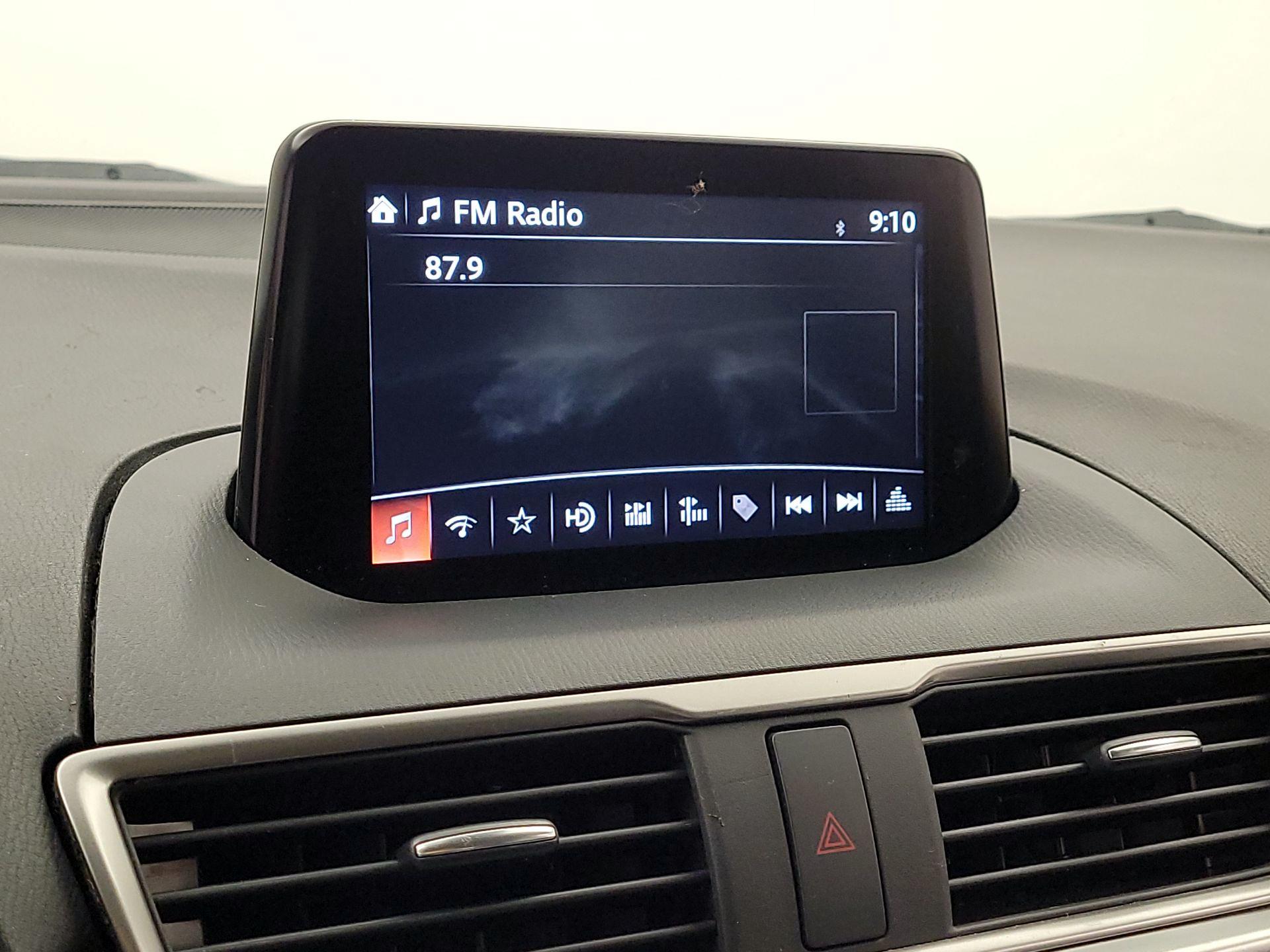 Thumbnail: 2018 Mazda Mazda3 - 15