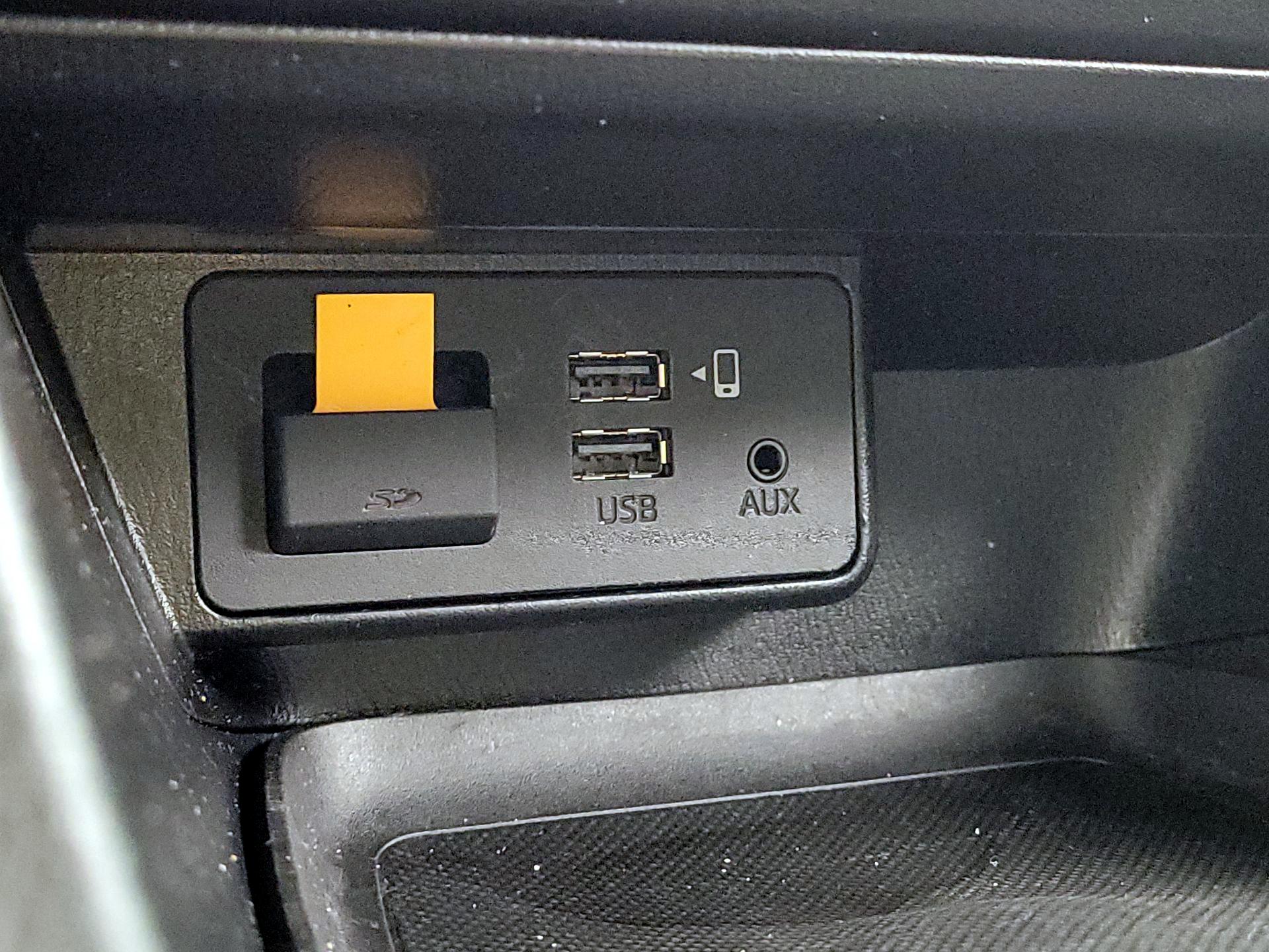 Thumbnail: 2018 Mazda Mazda3 - 18