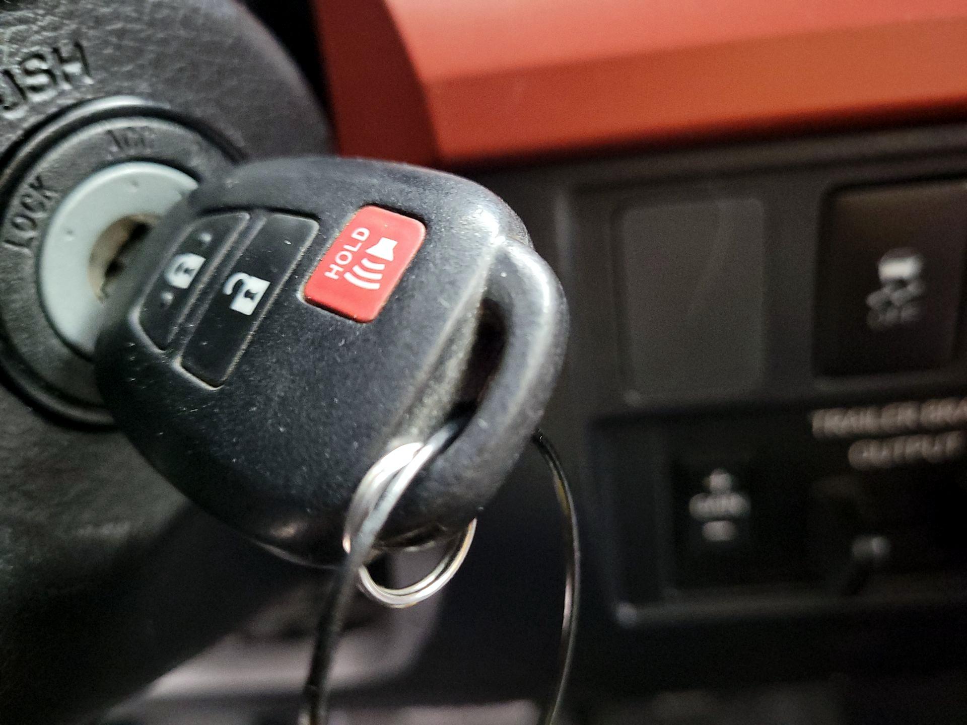 Thumbnail: 2019 Toyota Tundra - 18