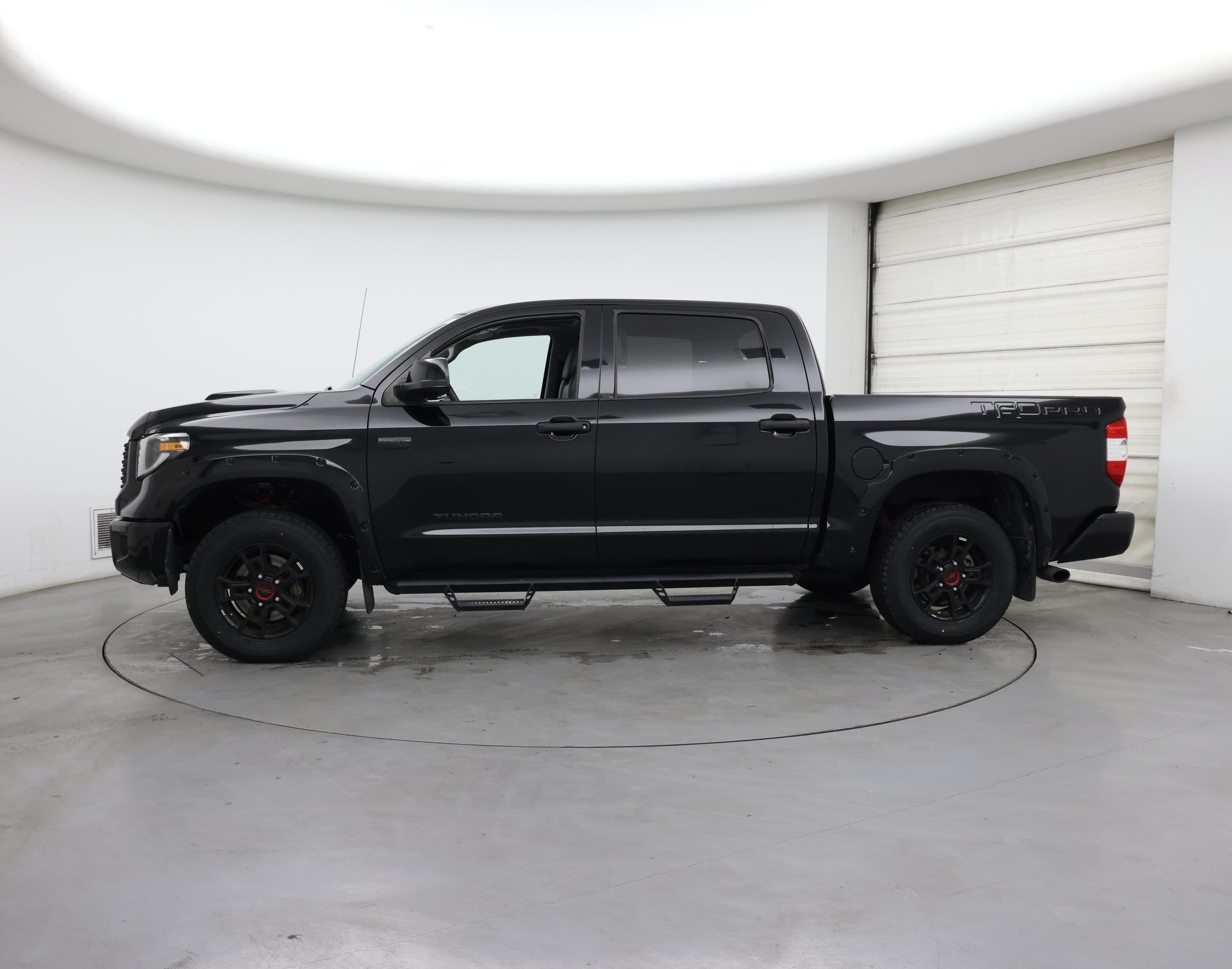 Thumbnail: 2019 Toyota Tundra - 3