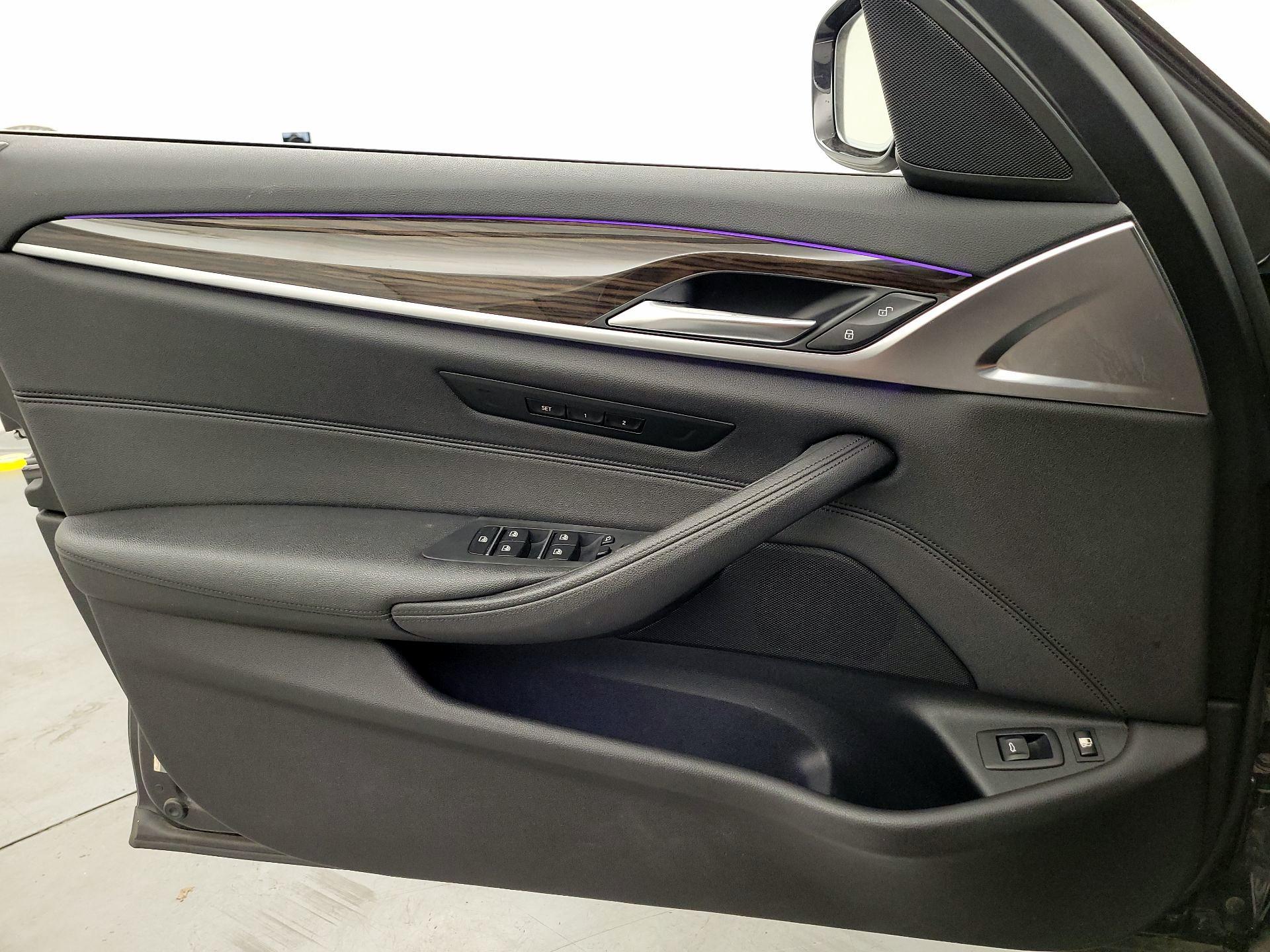 Thumbnail: 2018 BMW 5 Series - 12