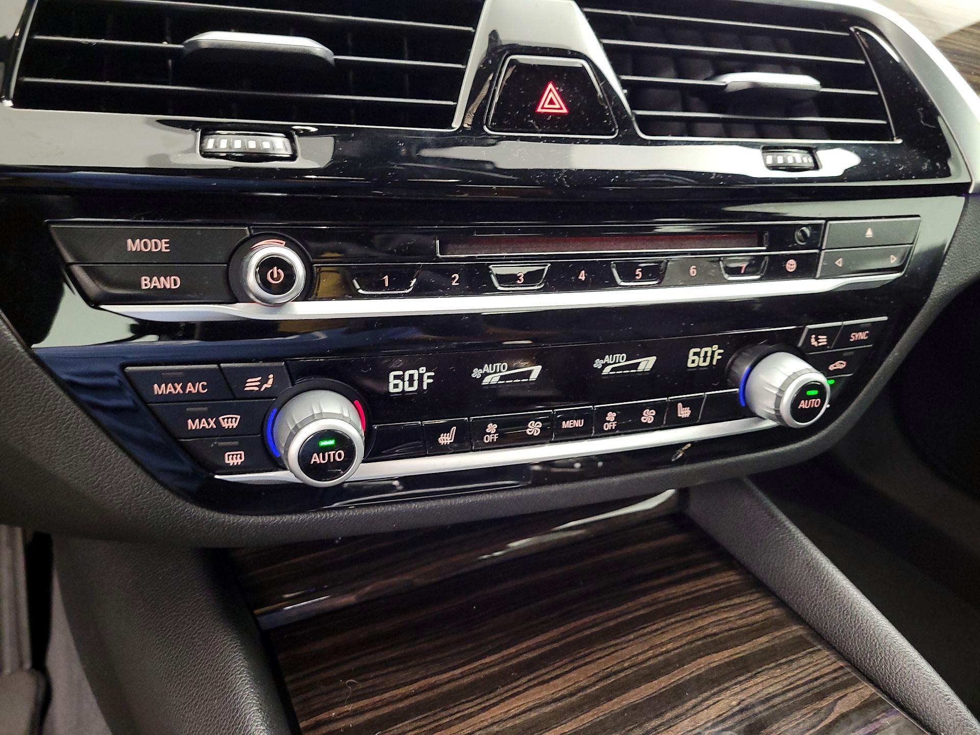 Thumbnail: 2018 BMW 5 Series - 16