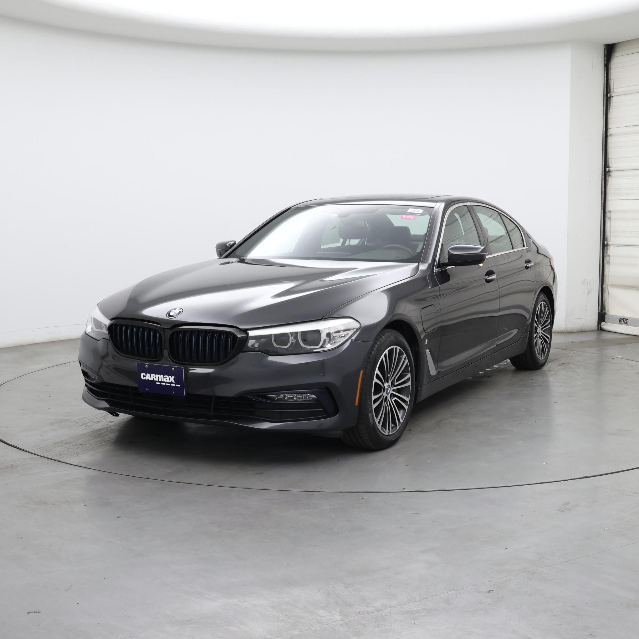 Thumbnail: 2018 BMW 5 Series - 4