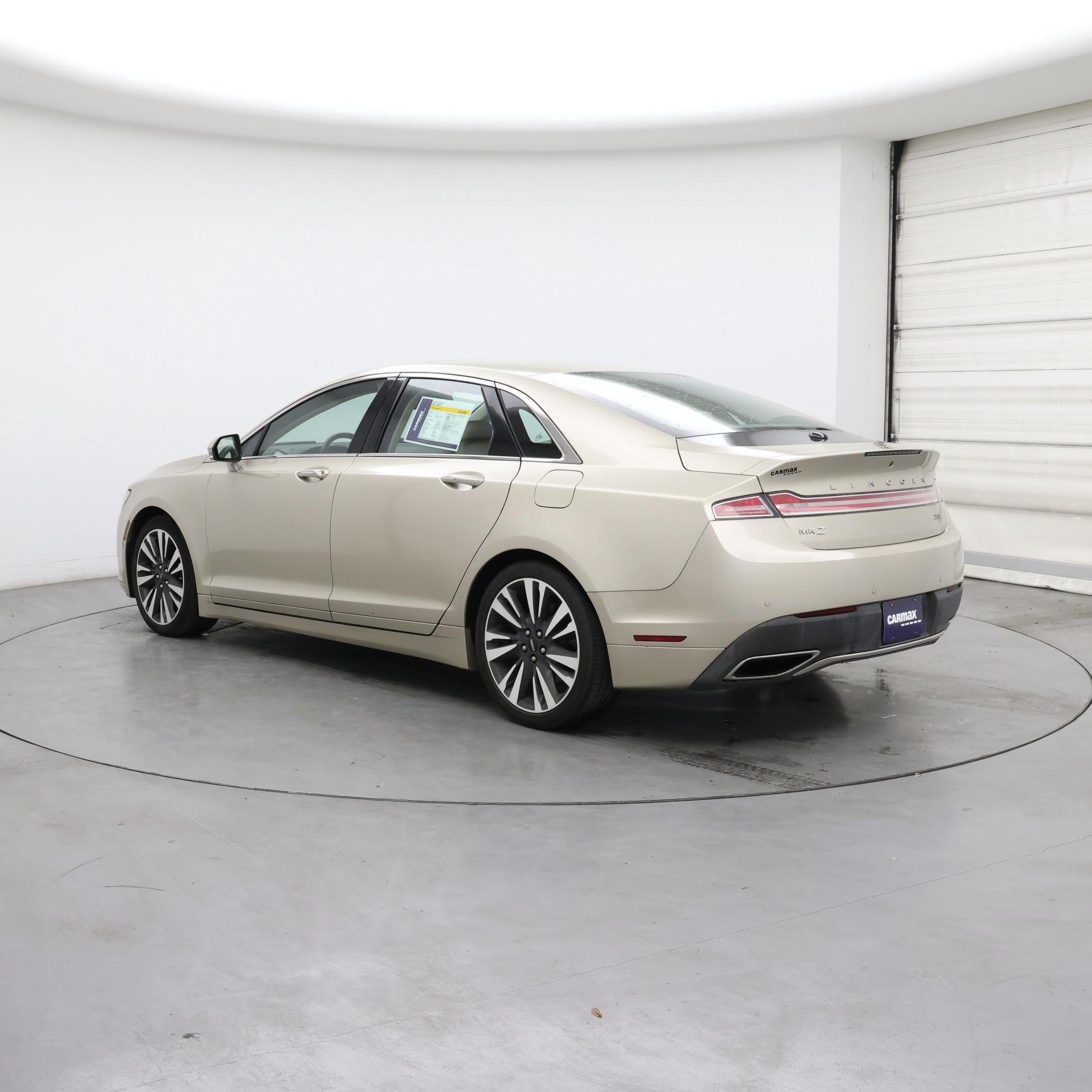 Thumbnail: 2017 Lincoln MKZ - 2