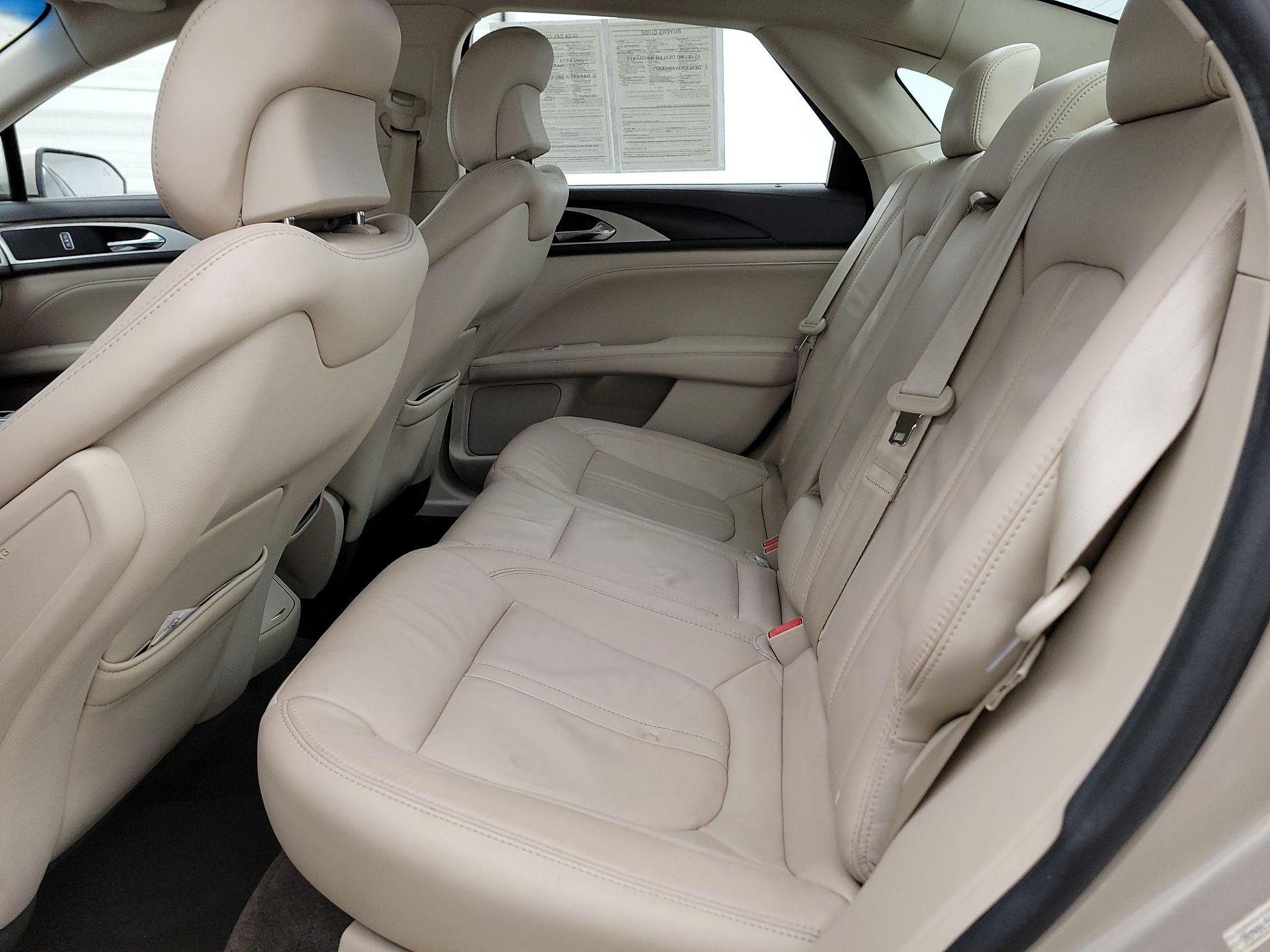 Thumbnail: 2017 Lincoln MKZ - 19