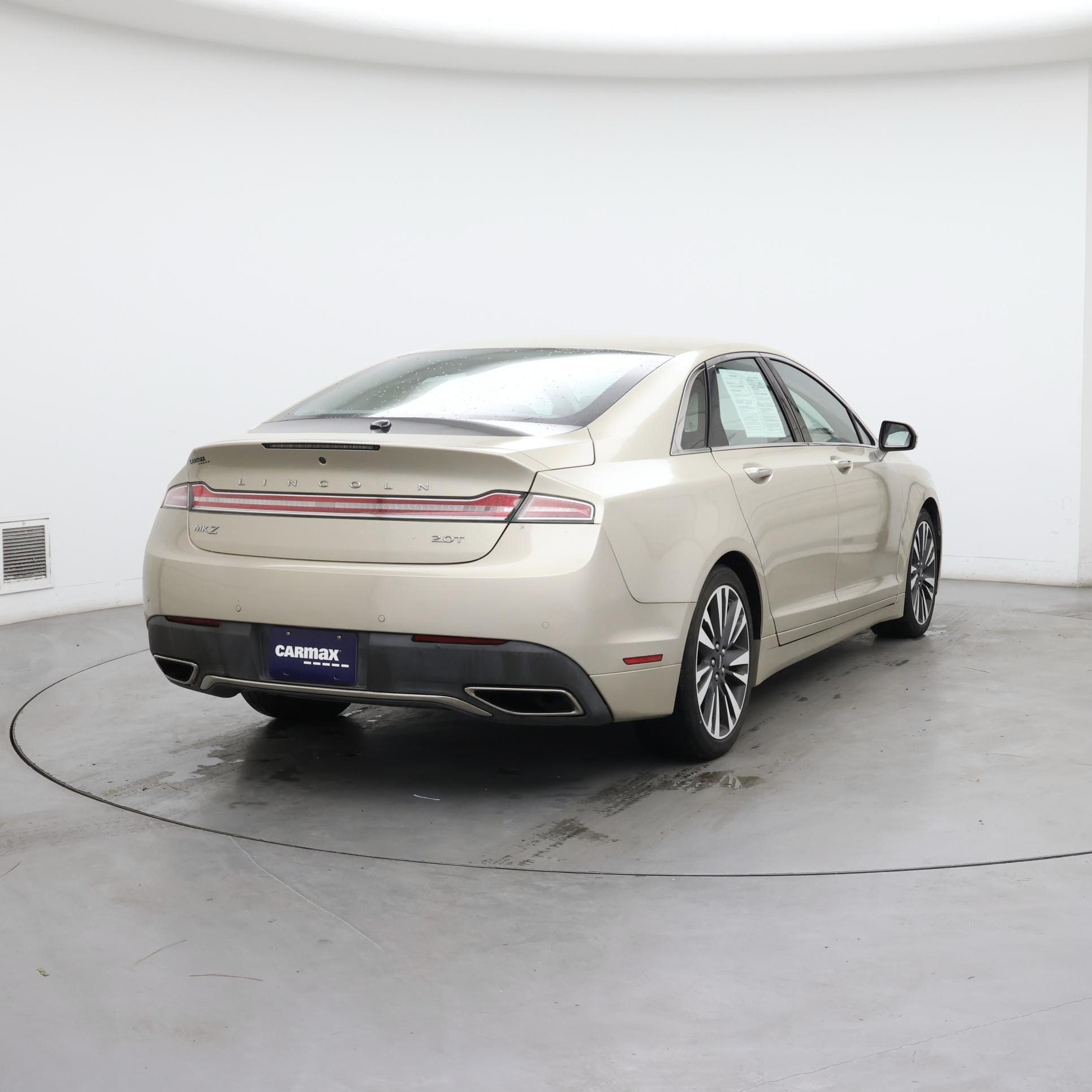 Thumbnail: 2017 Lincoln MKZ - 8