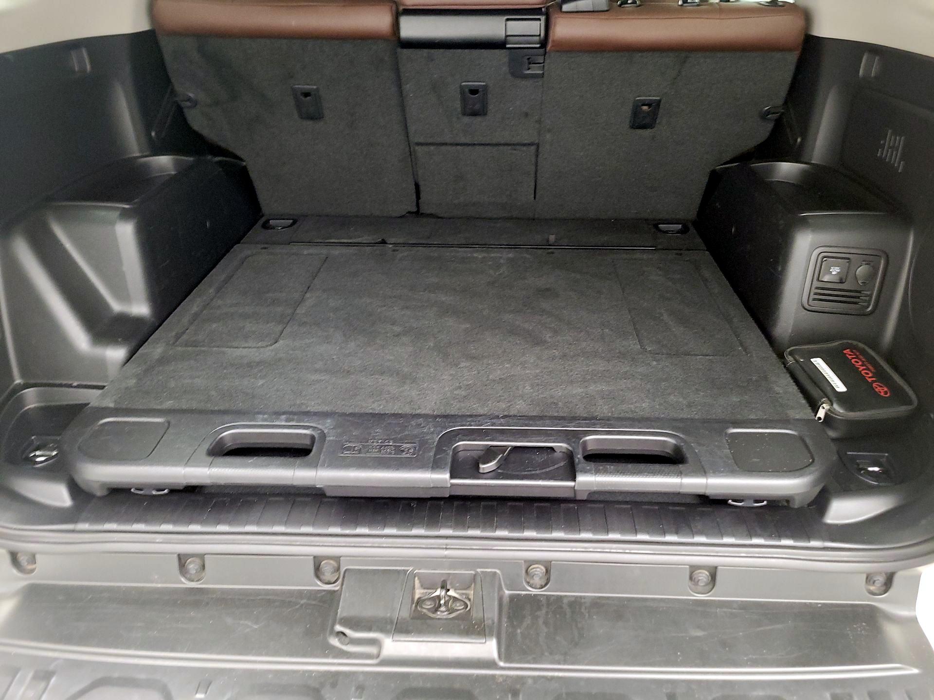 Thumbnail: 2022 Toyota 4Runner - 16