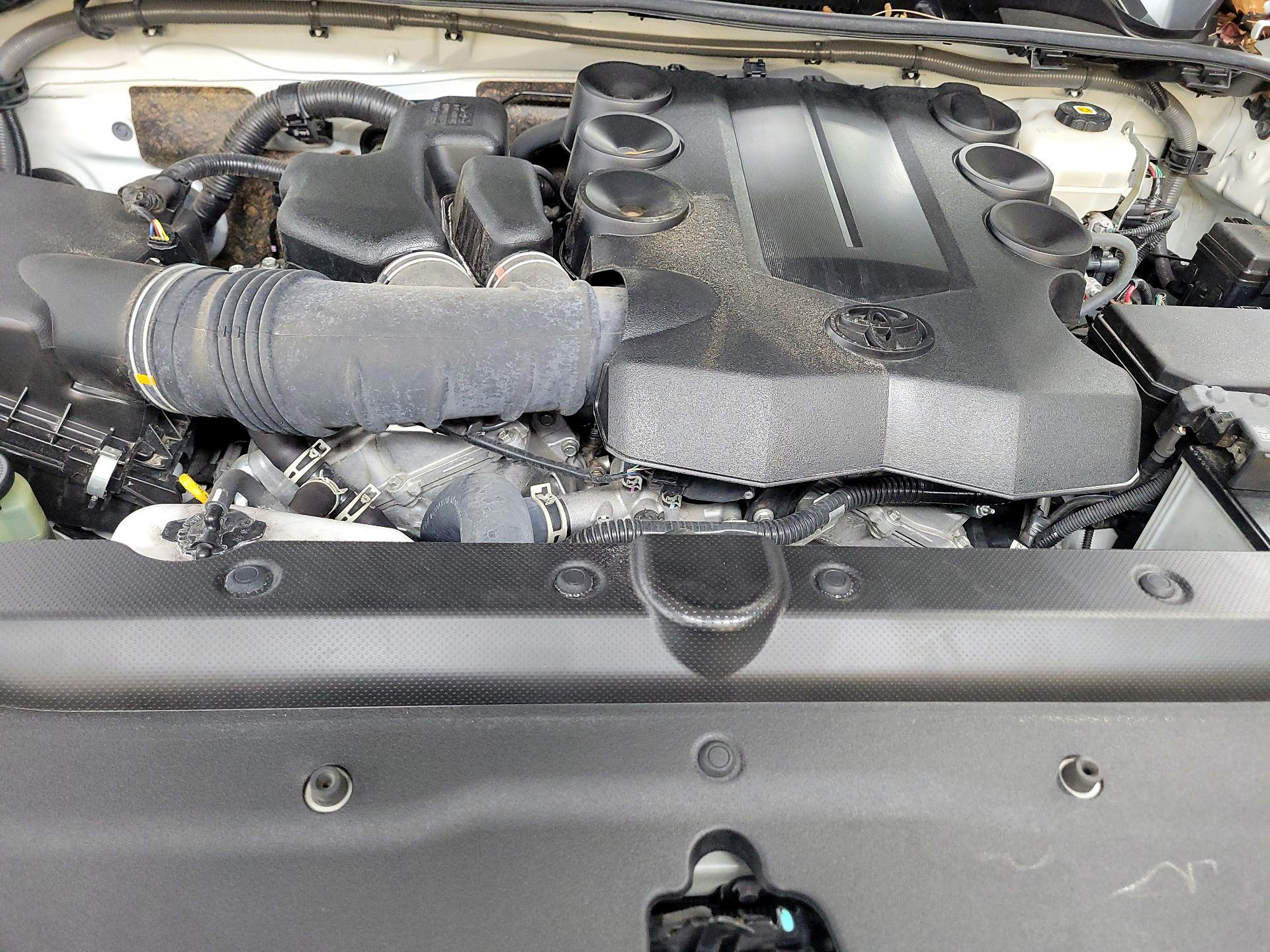 Thumbnail: 2022 Toyota 4Runner - 17