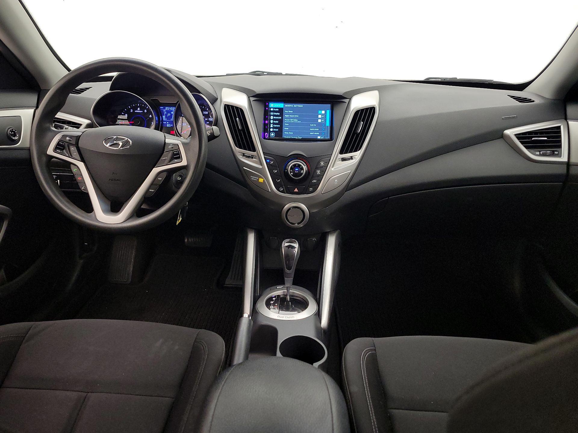 Thumbnail: 2016 Hyundai Veloster - 9