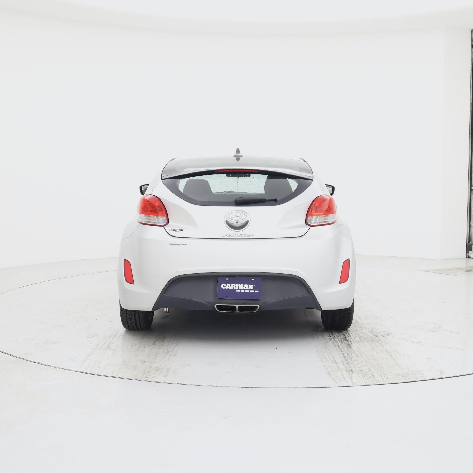 Thumbnail: 2016 Hyundai Veloster - 6