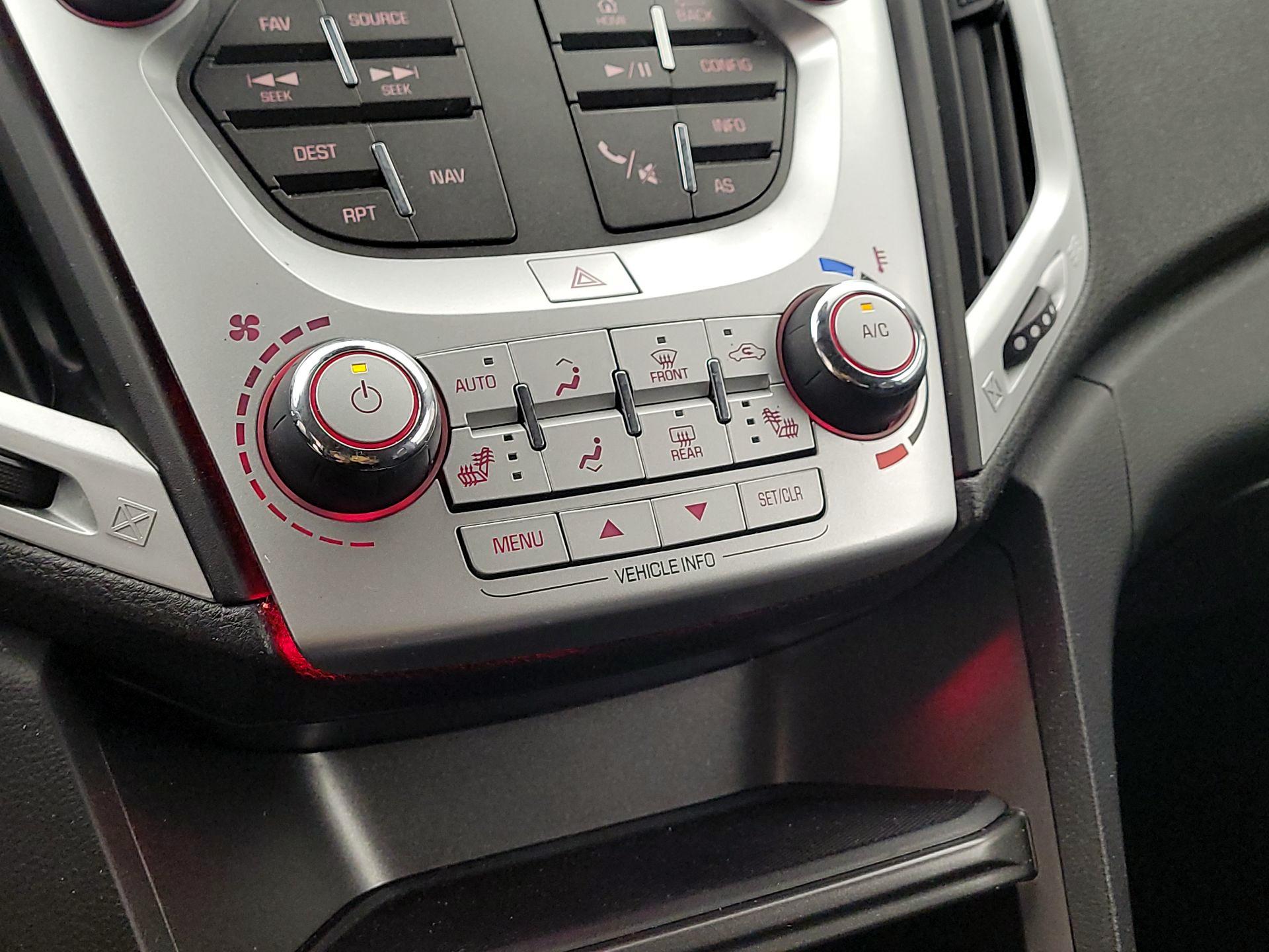 Thumbnail: 2017 GMC Terrain - 15