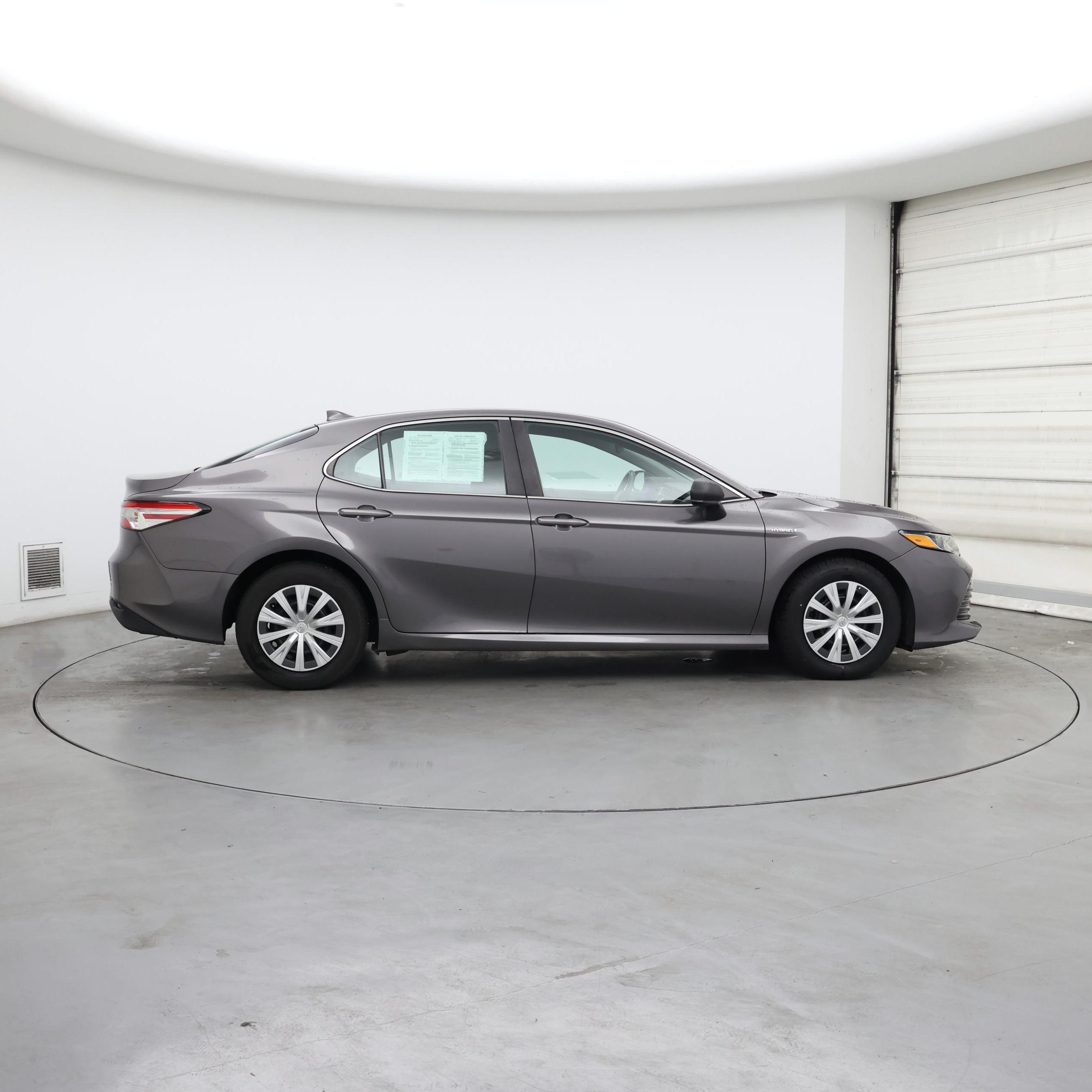 Thumbnail: 2019 Toyota Camry - 7