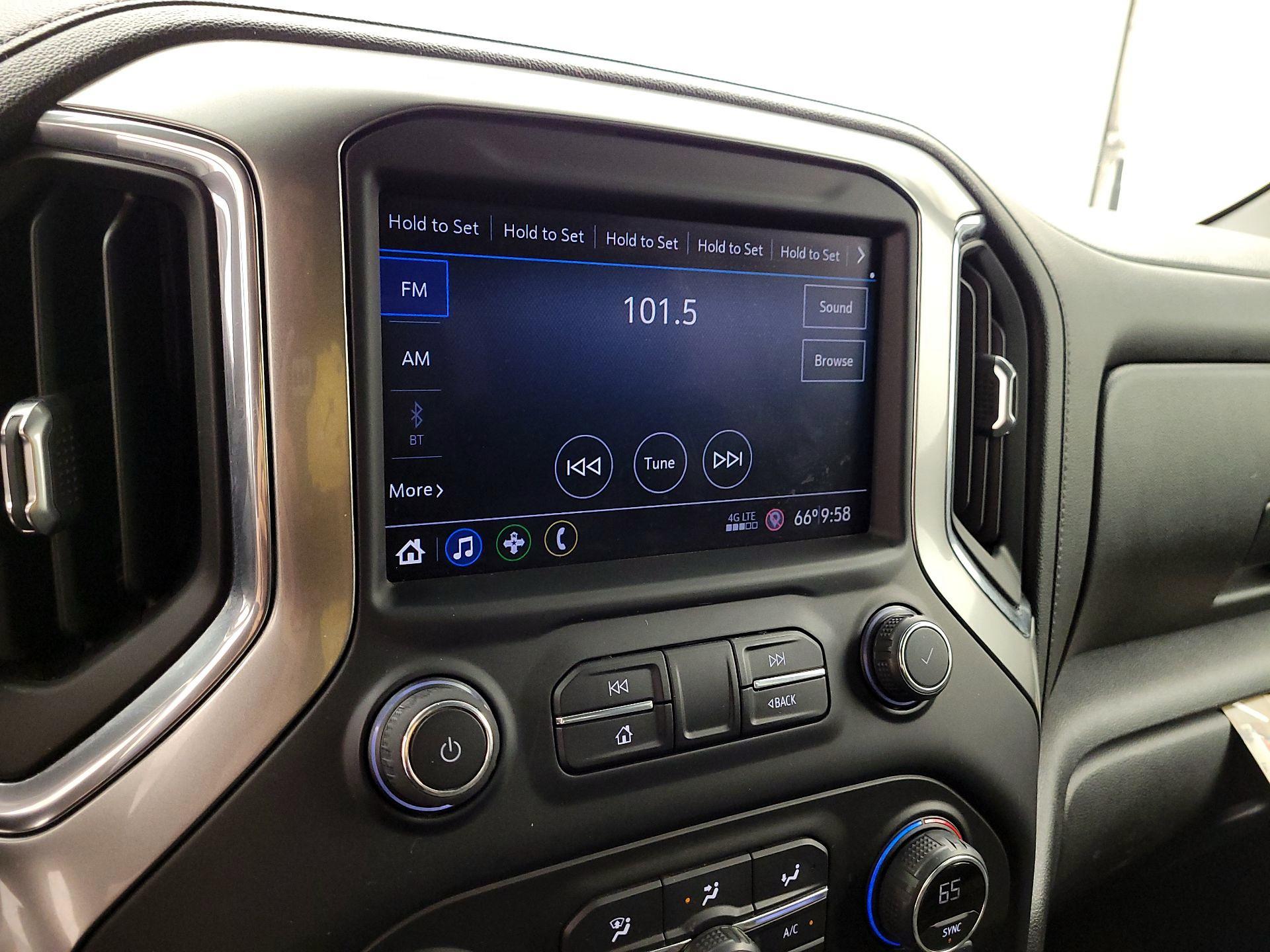 Thumbnail: 2020 Chevrolet Silverado 1500 - 13