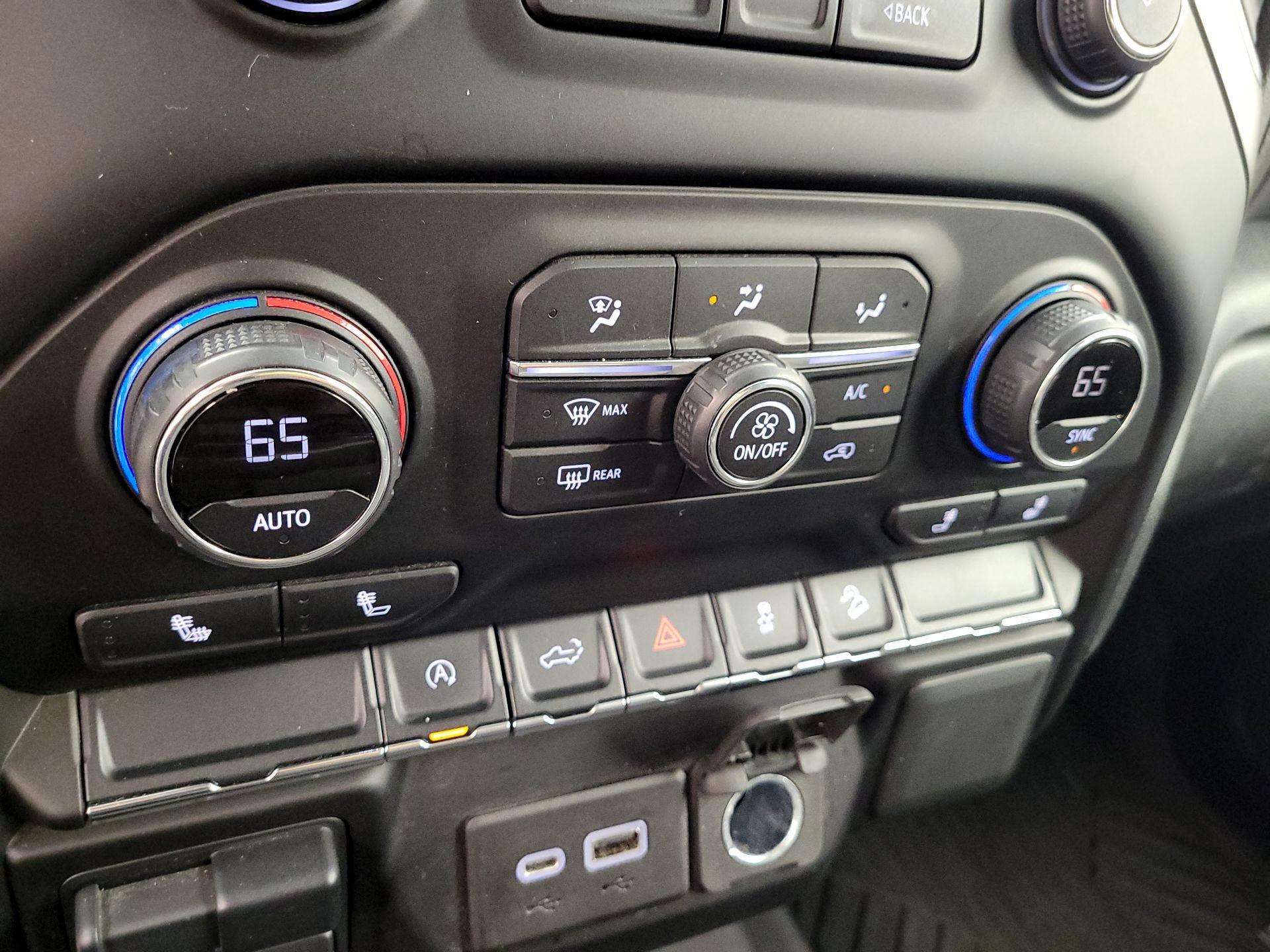 Thumbnail: 2020 Chevrolet Silverado 1500 - 14