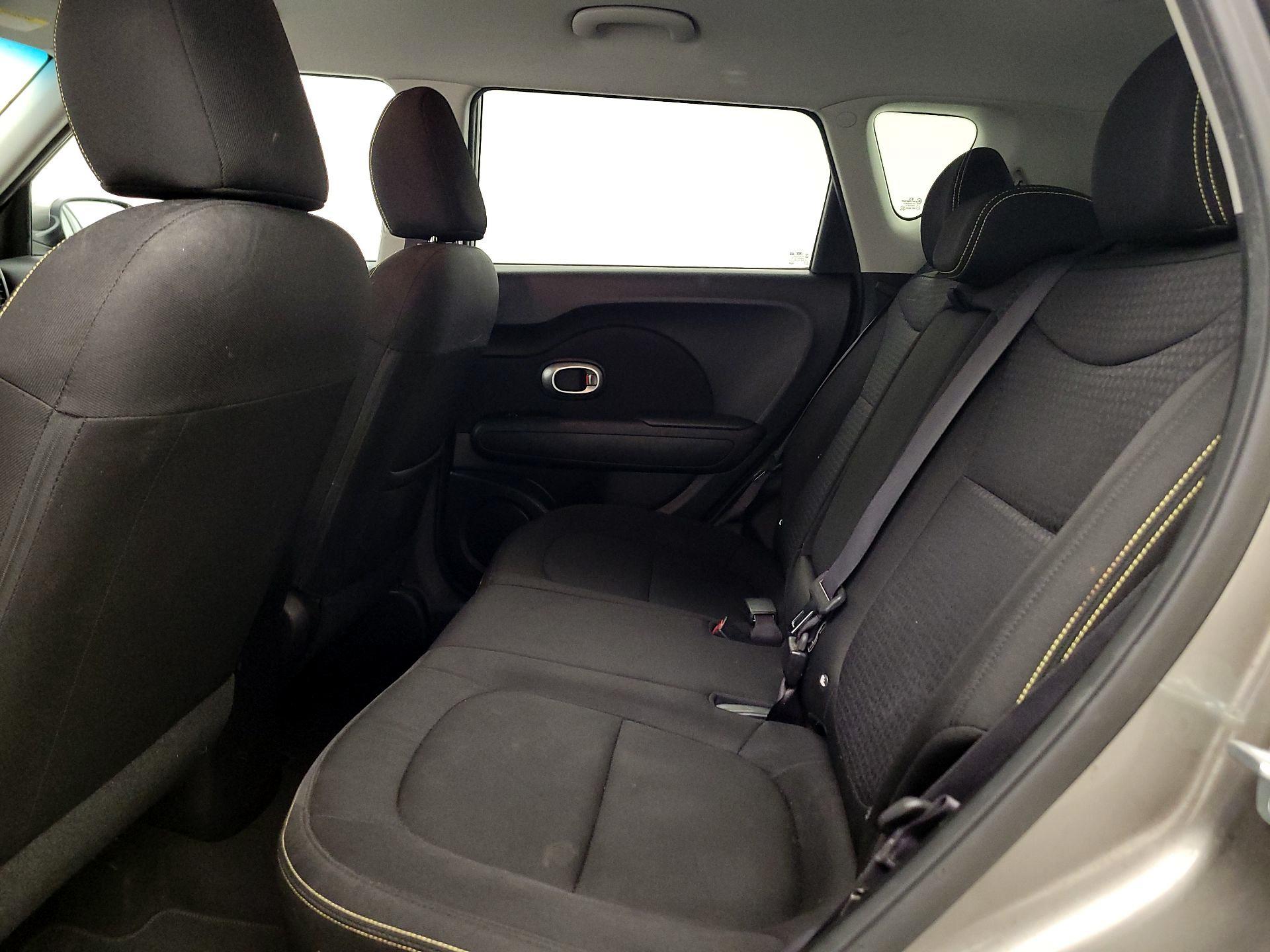 Thumbnail: 2015 Kia Soul - 18