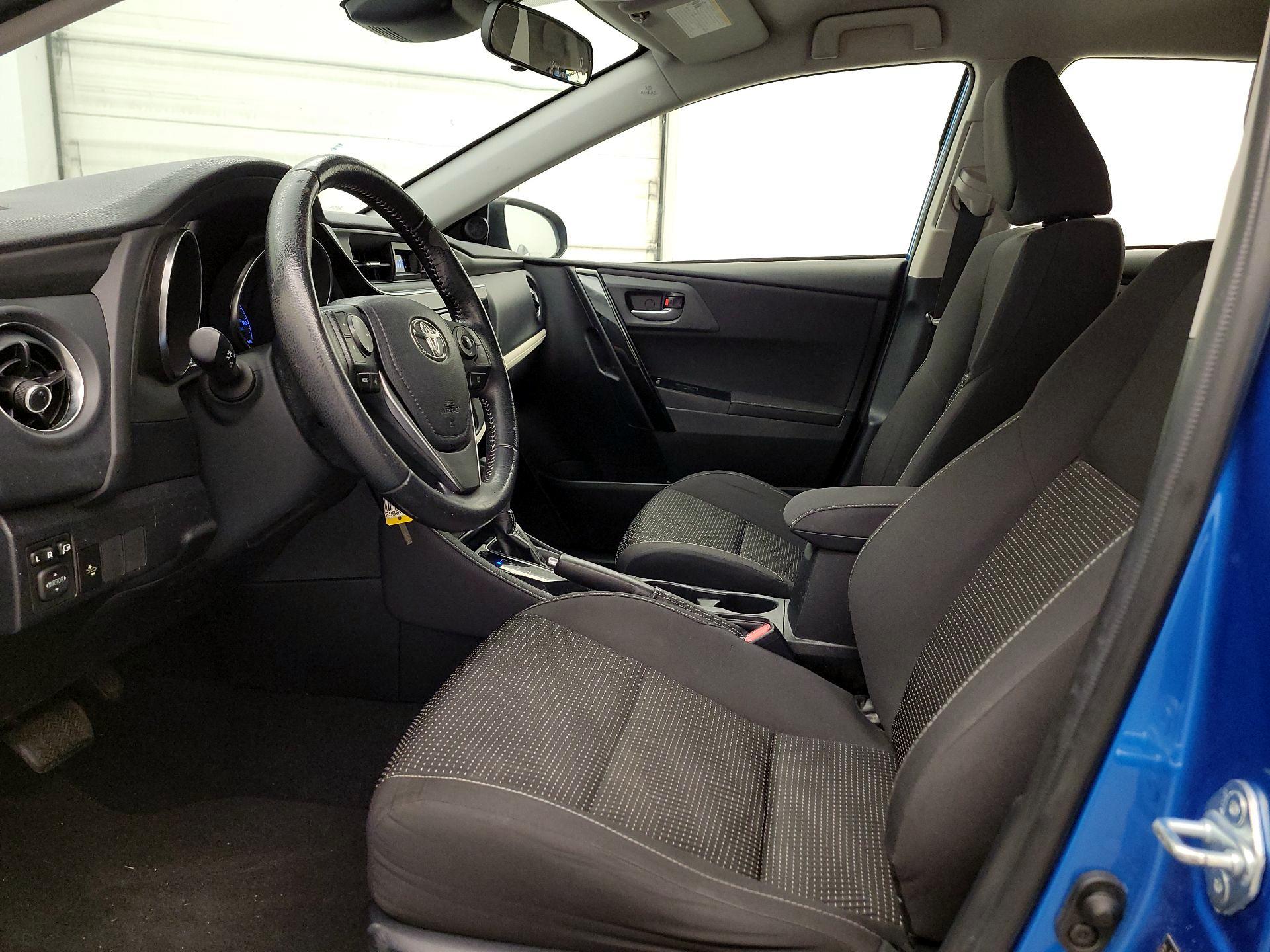 Thumbnail: 2017 Toyota Corolla iM - 11