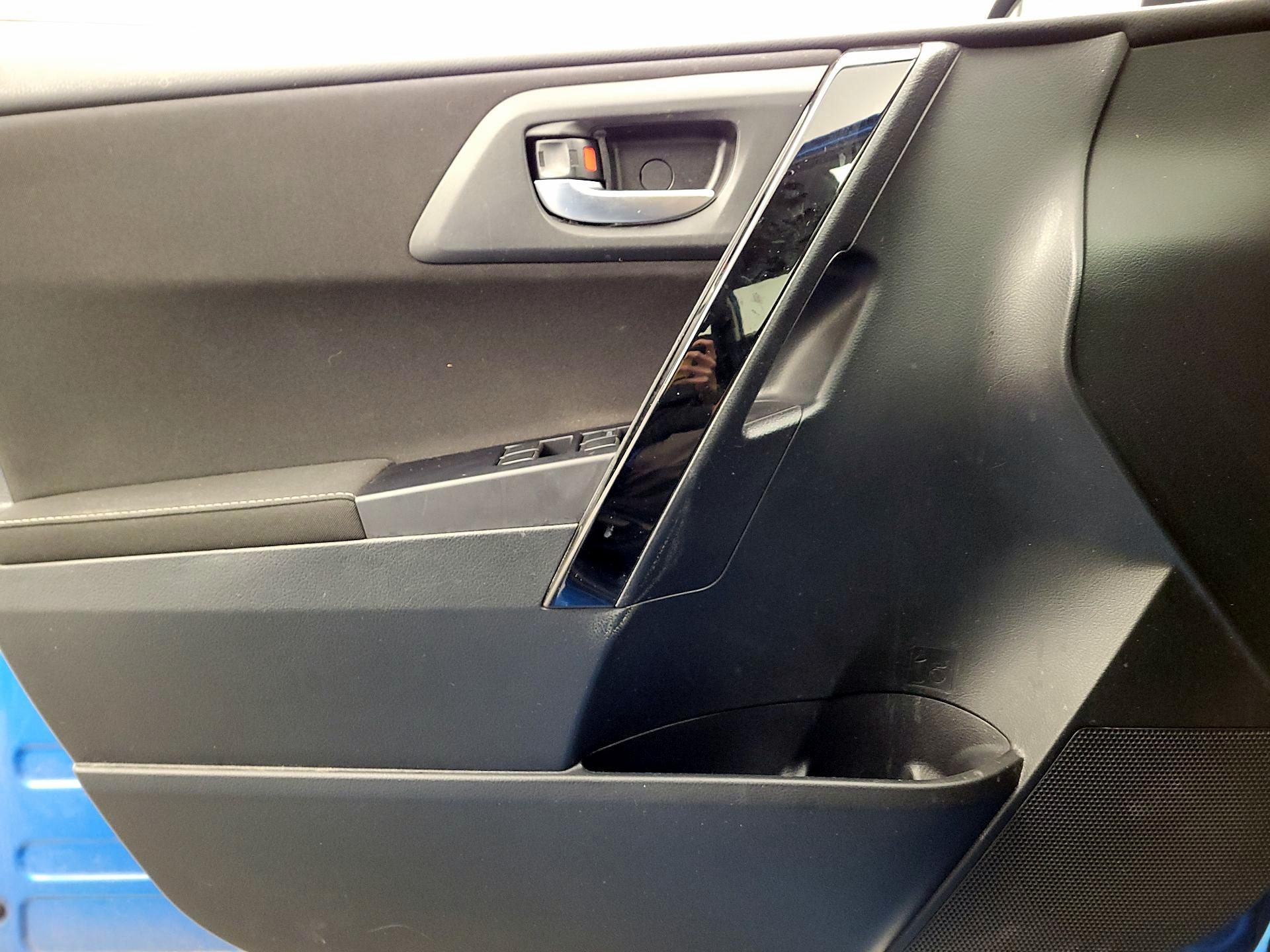 Thumbnail: 2017 Toyota Corolla iM - 12