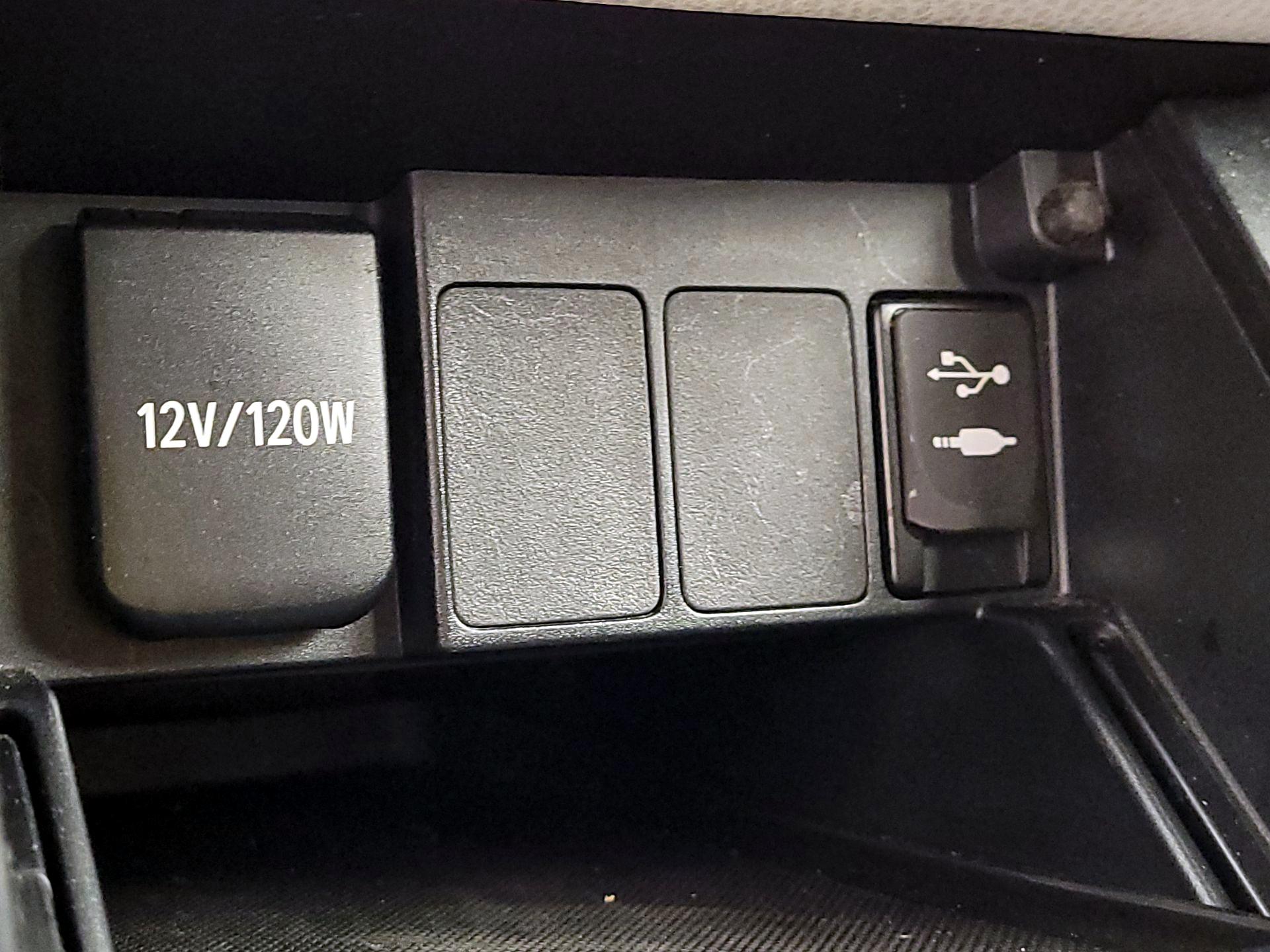 Thumbnail: 2017 Toyota Corolla iM - 18