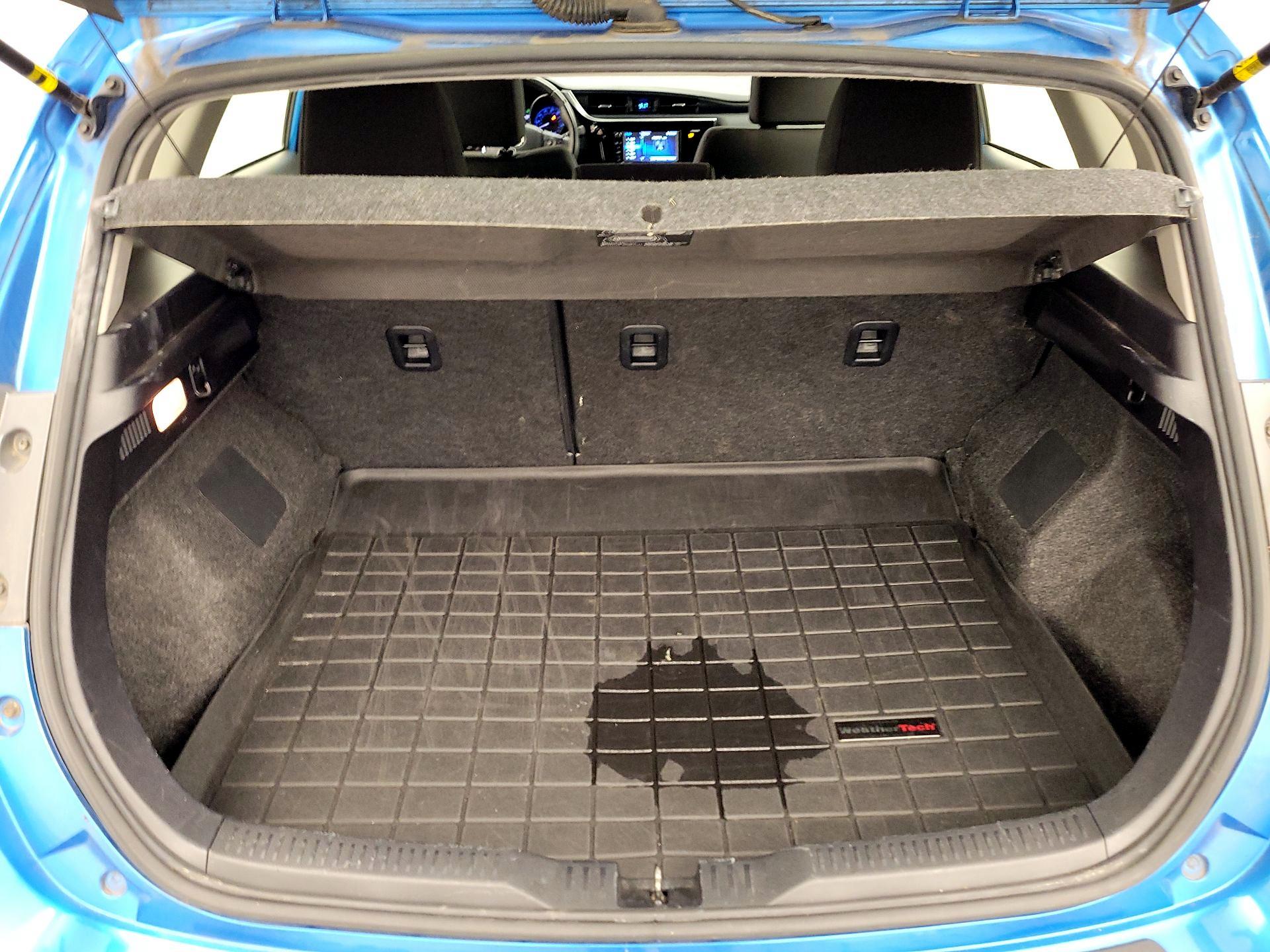 Thumbnail: 2017 Toyota Corolla iM - 20