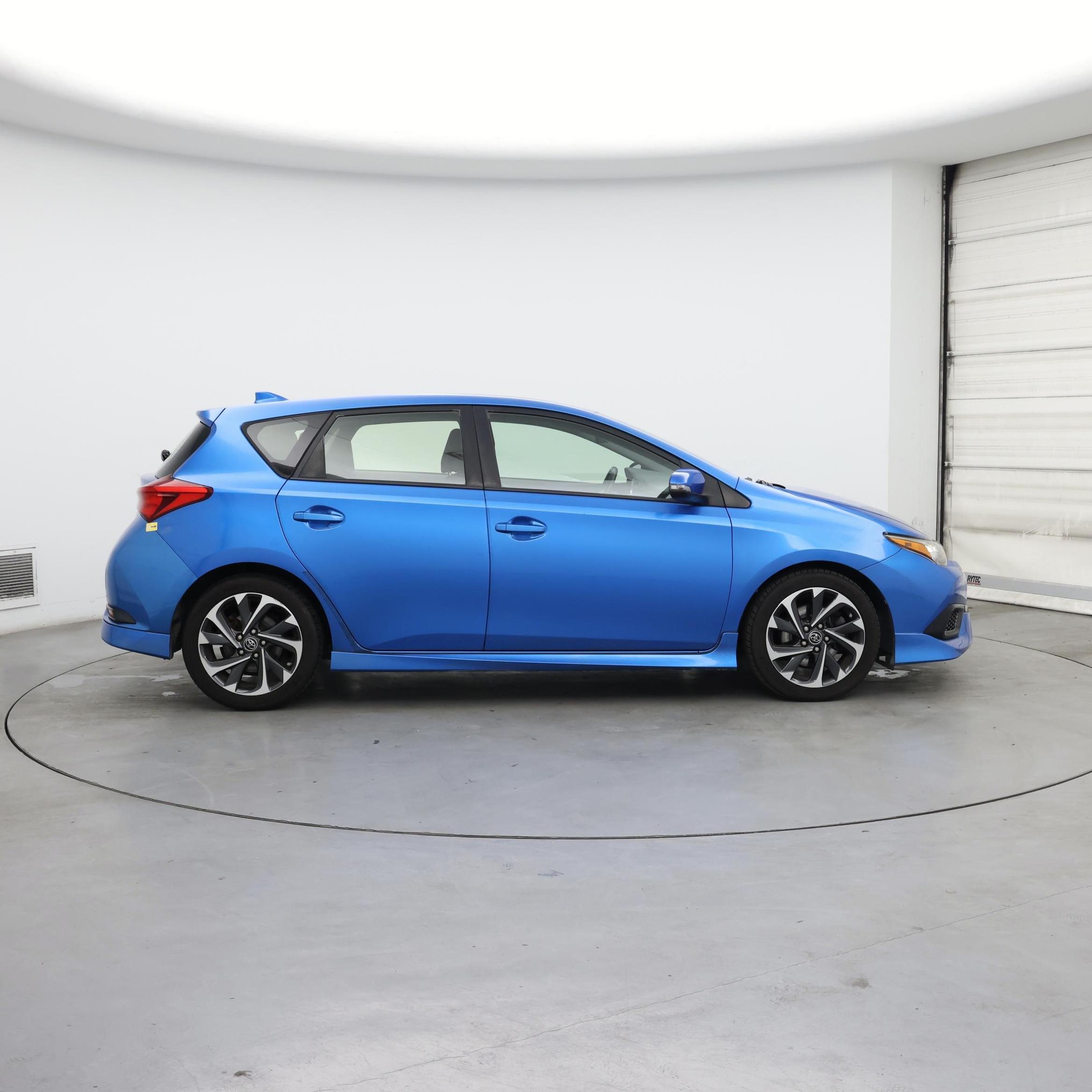 Thumbnail: 2017 Toyota Corolla iM - 7