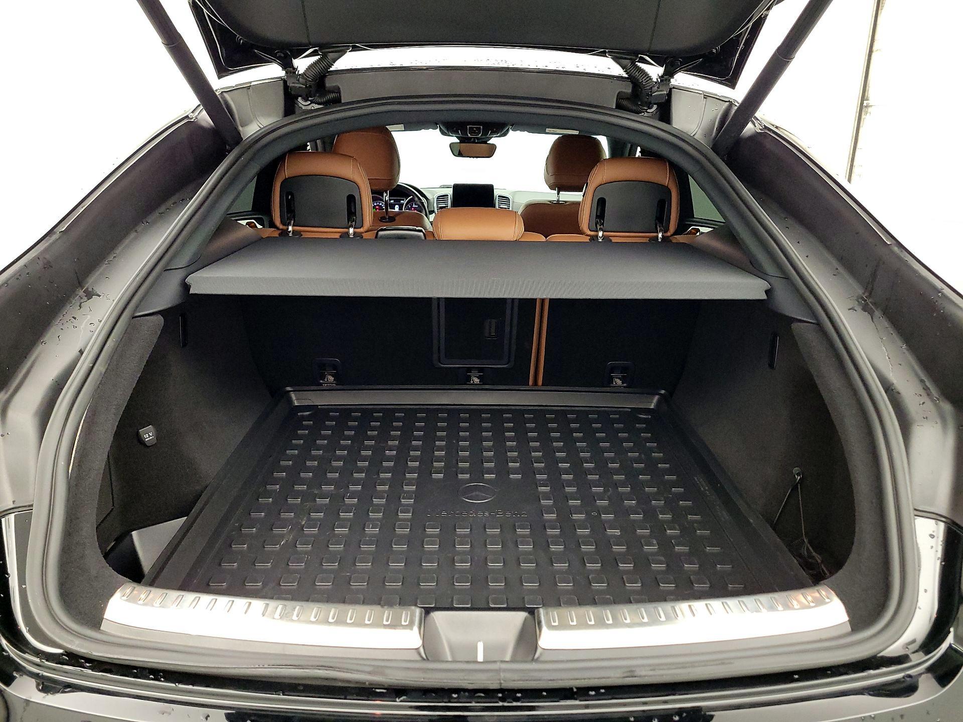 Thumbnail: 2018 Mercedes-Benz GLE - 18