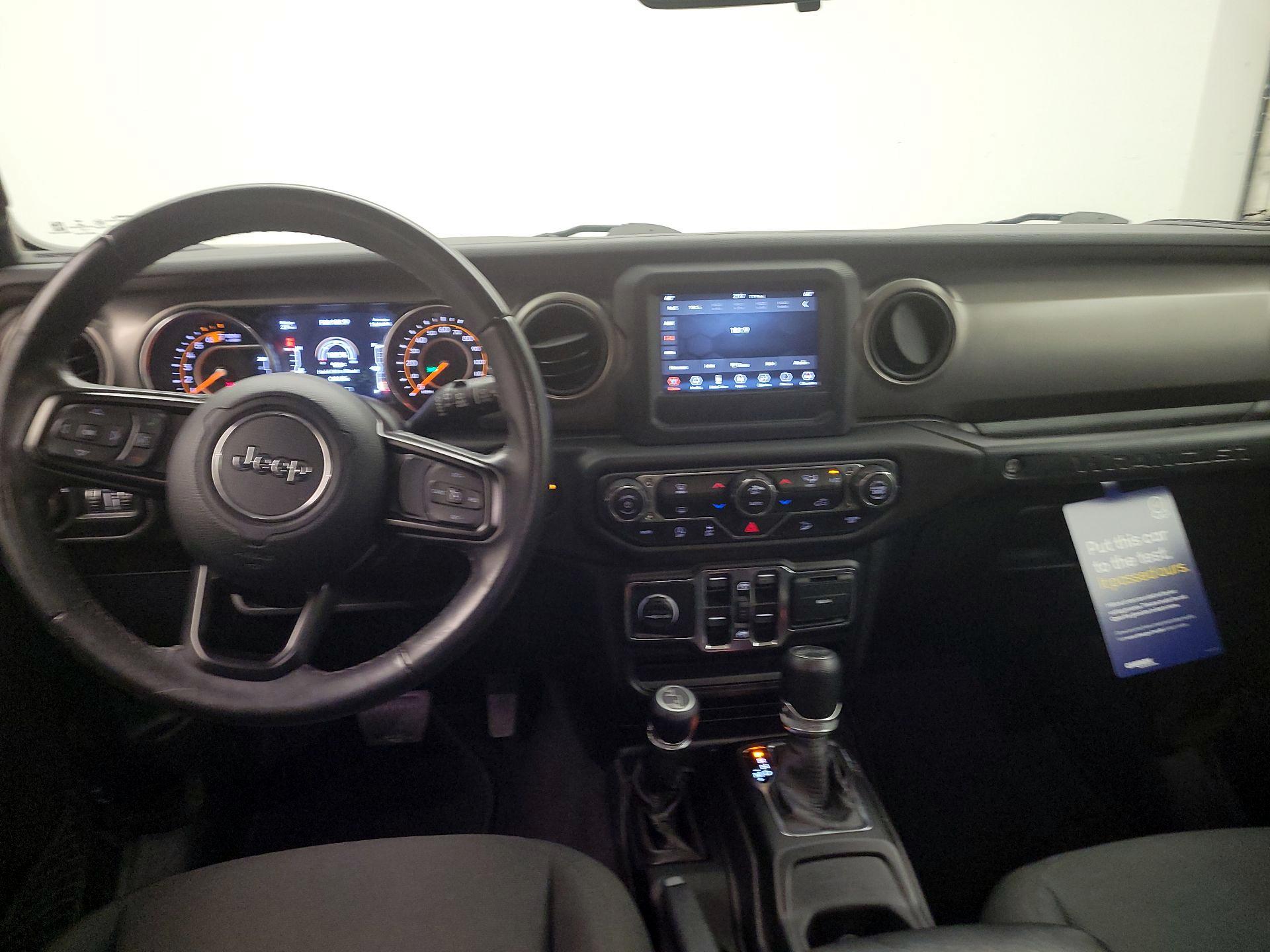 Thumbnail: 2019 Jeep Wrangler - 9