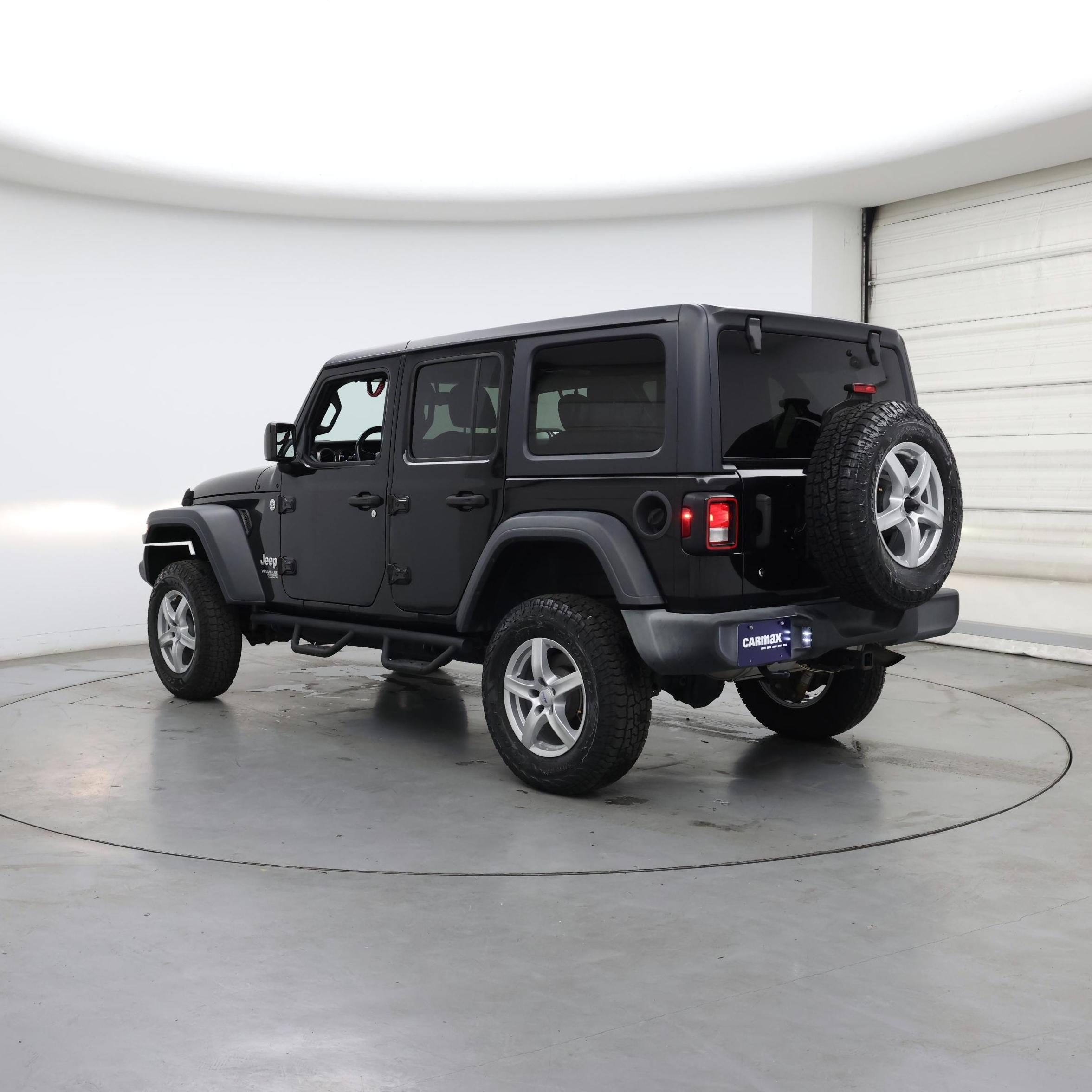 Thumbnail: 2019 Jeep Wrangler - 2