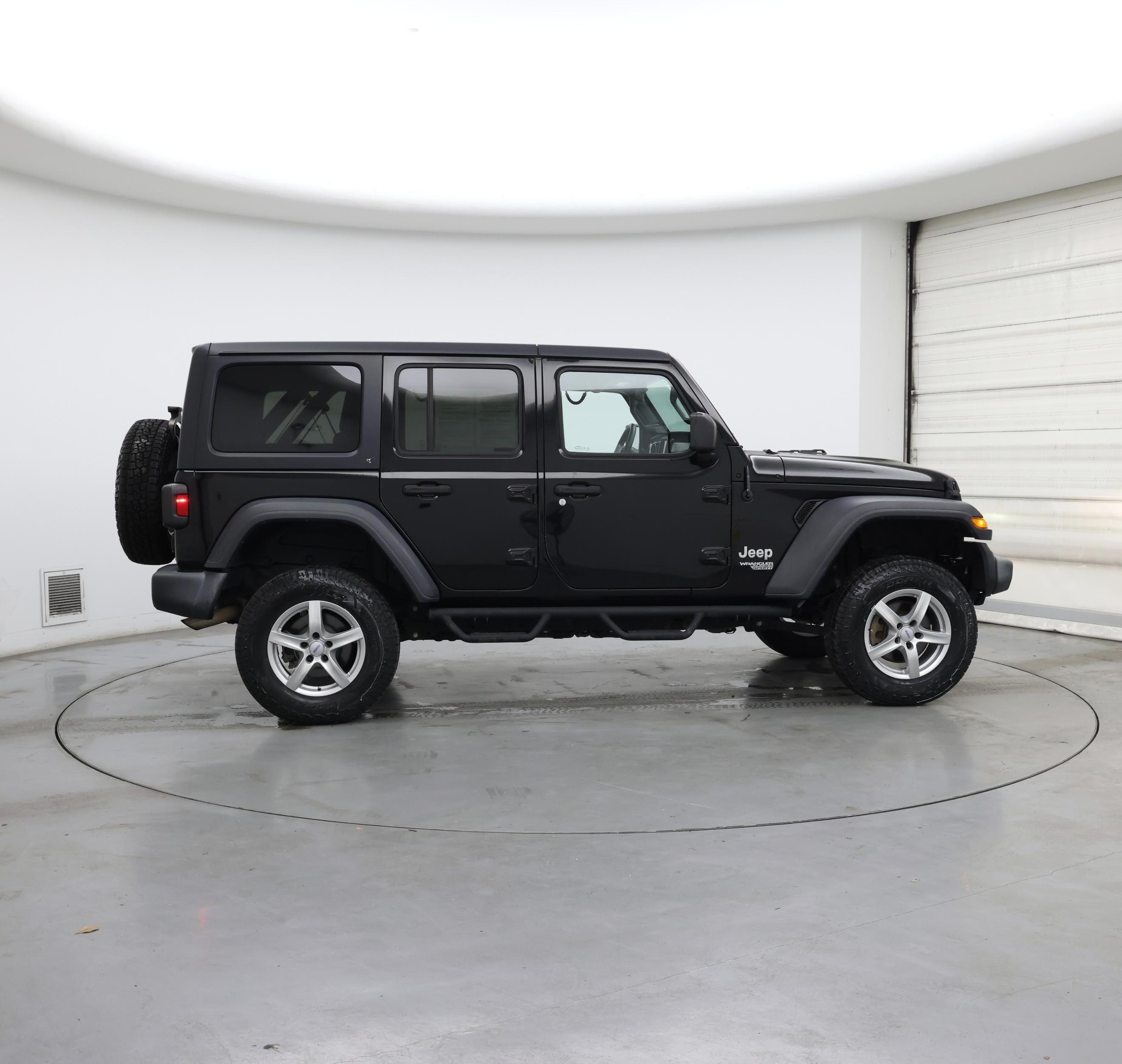 Thumbnail: 2019 Jeep Wrangler - 7