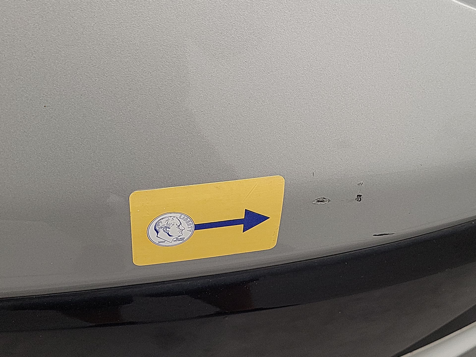 Thumbnail: 2018 Hyundai Ioniq - 19