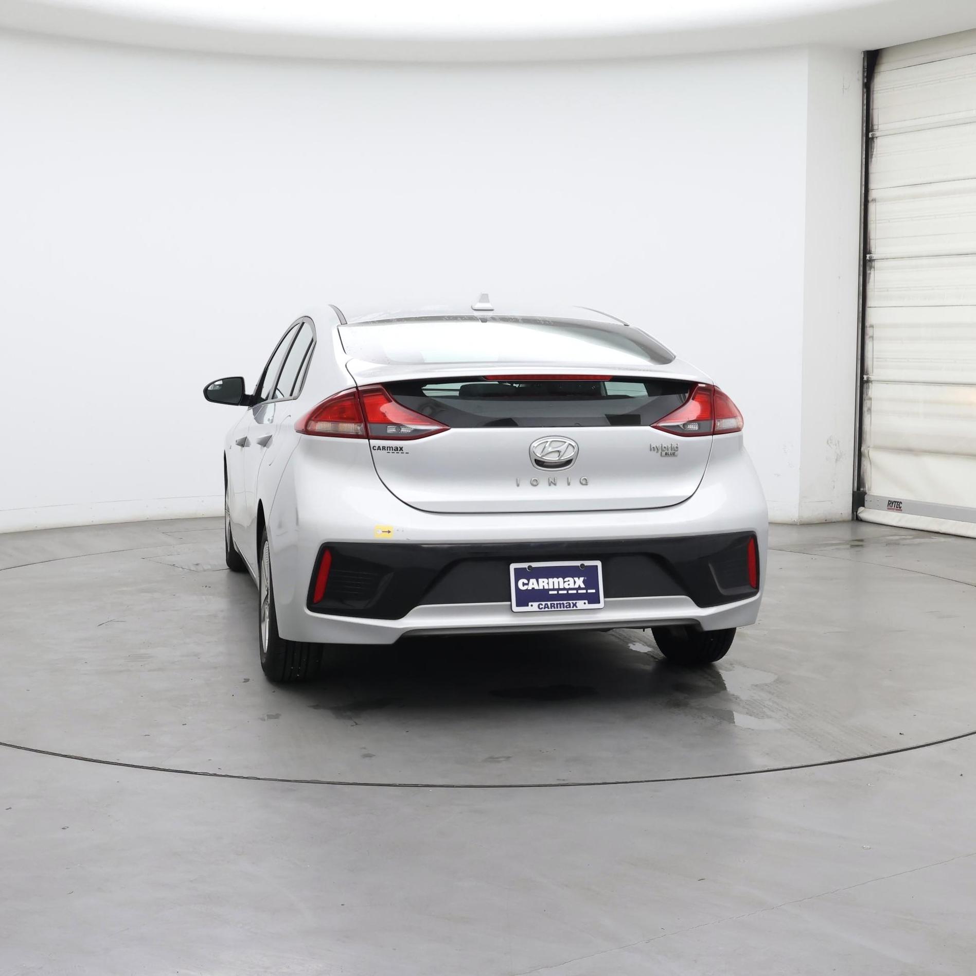 Thumbnail: 2018 Hyundai Ioniq - 6